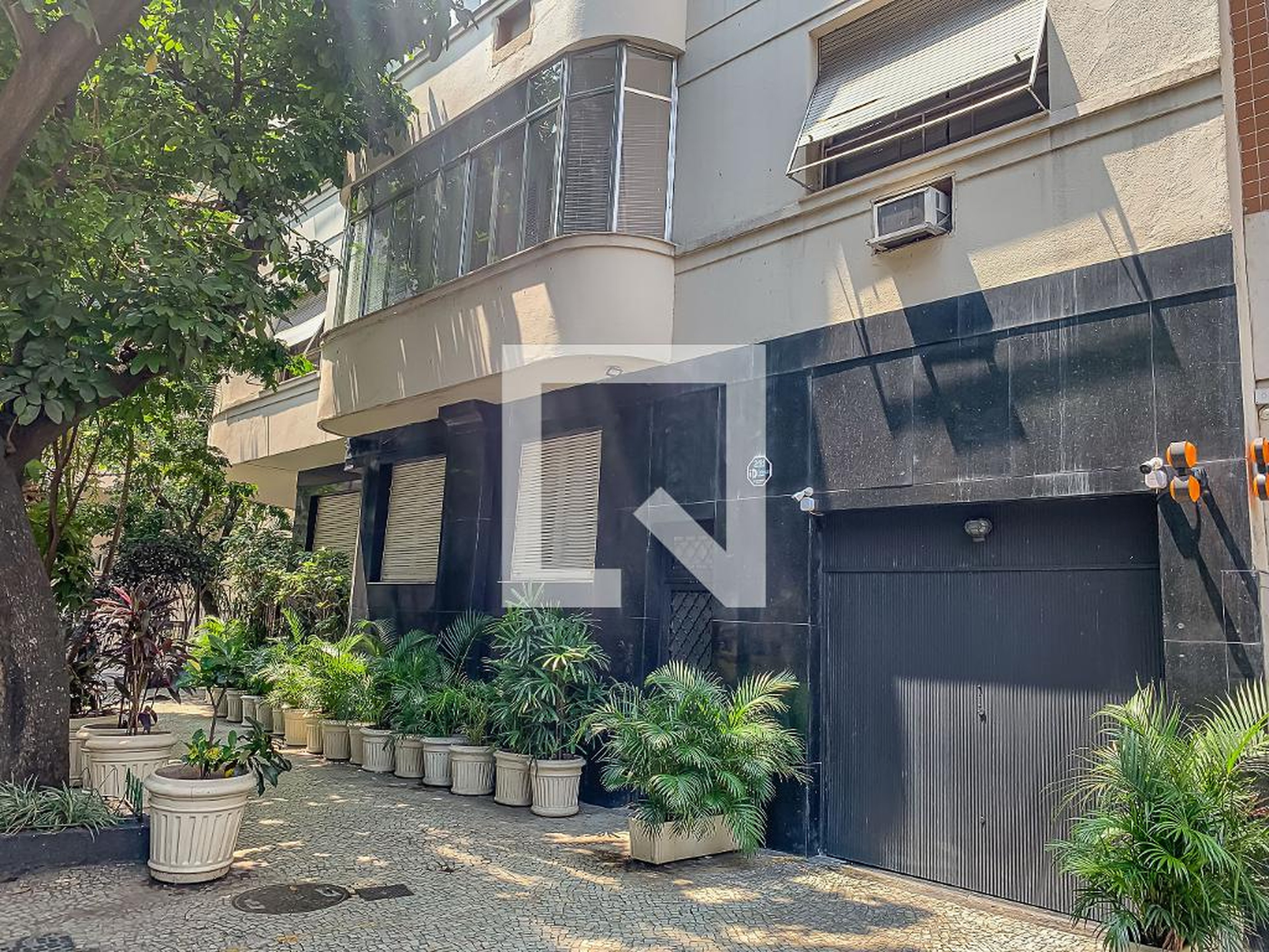 Fachada do Prédio Edifício Ajax