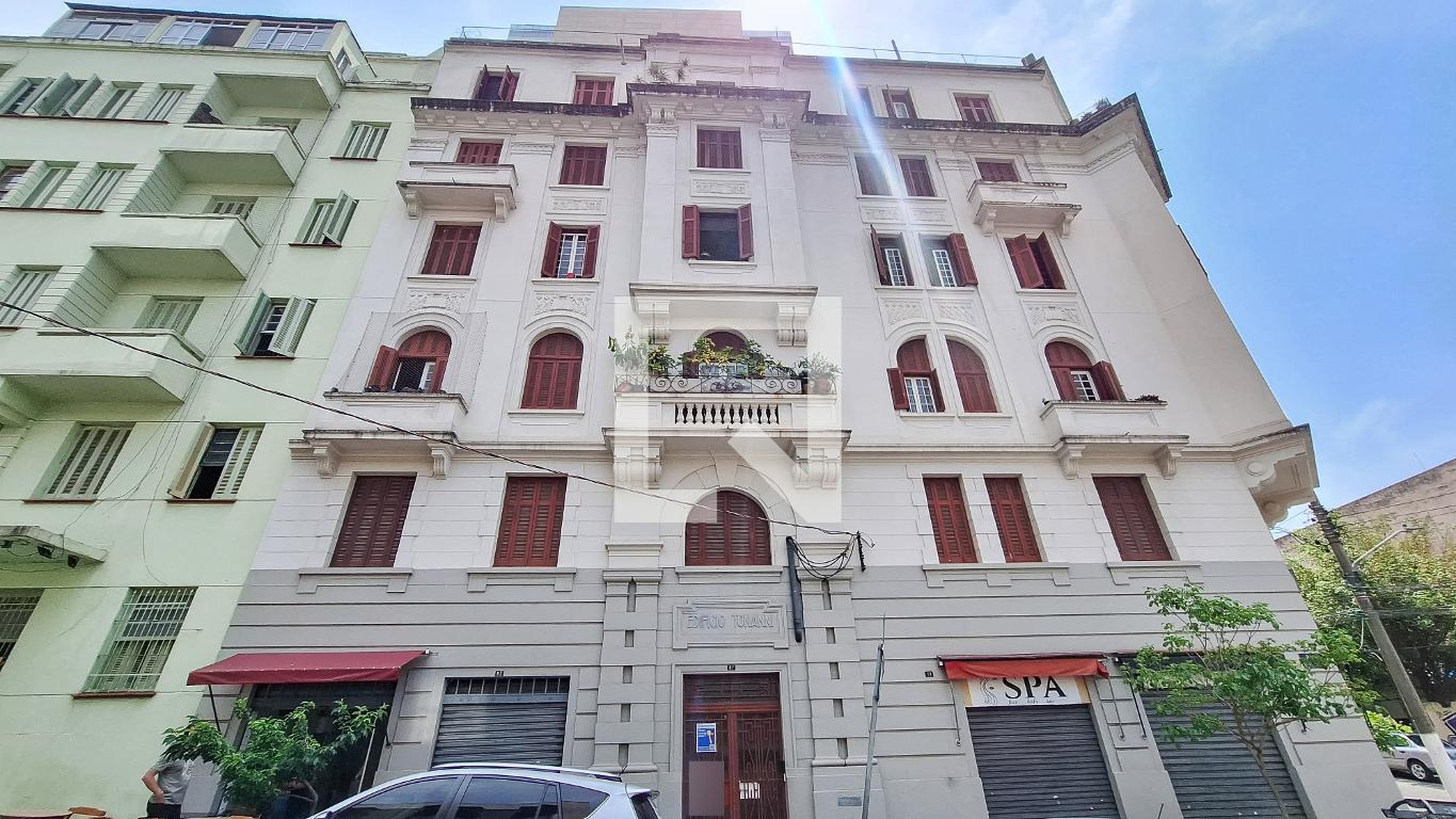 Fachada Condomínio em Rua Santa Luzia, 41