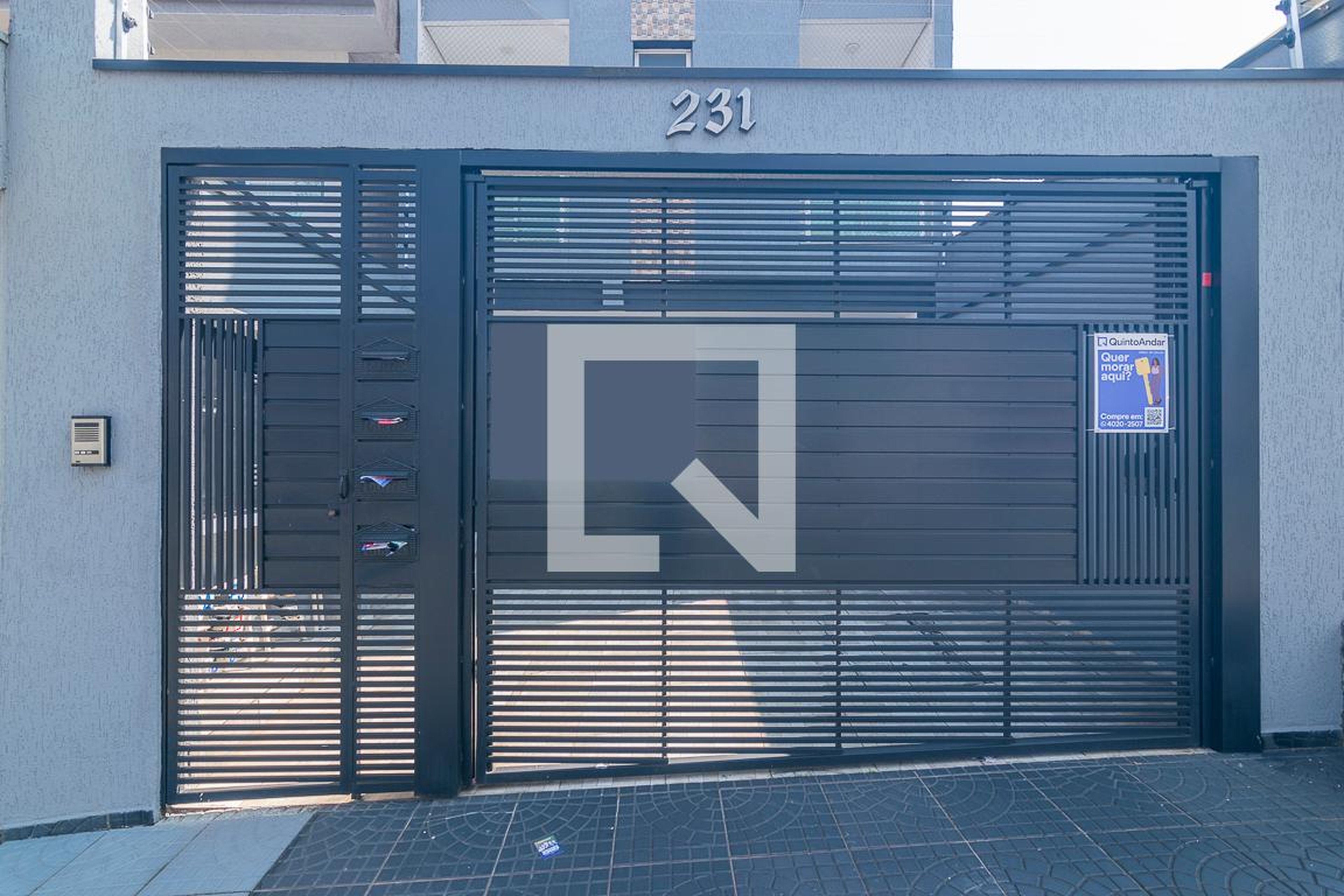 Fachada Condomínio em Rua Lacônia, 231