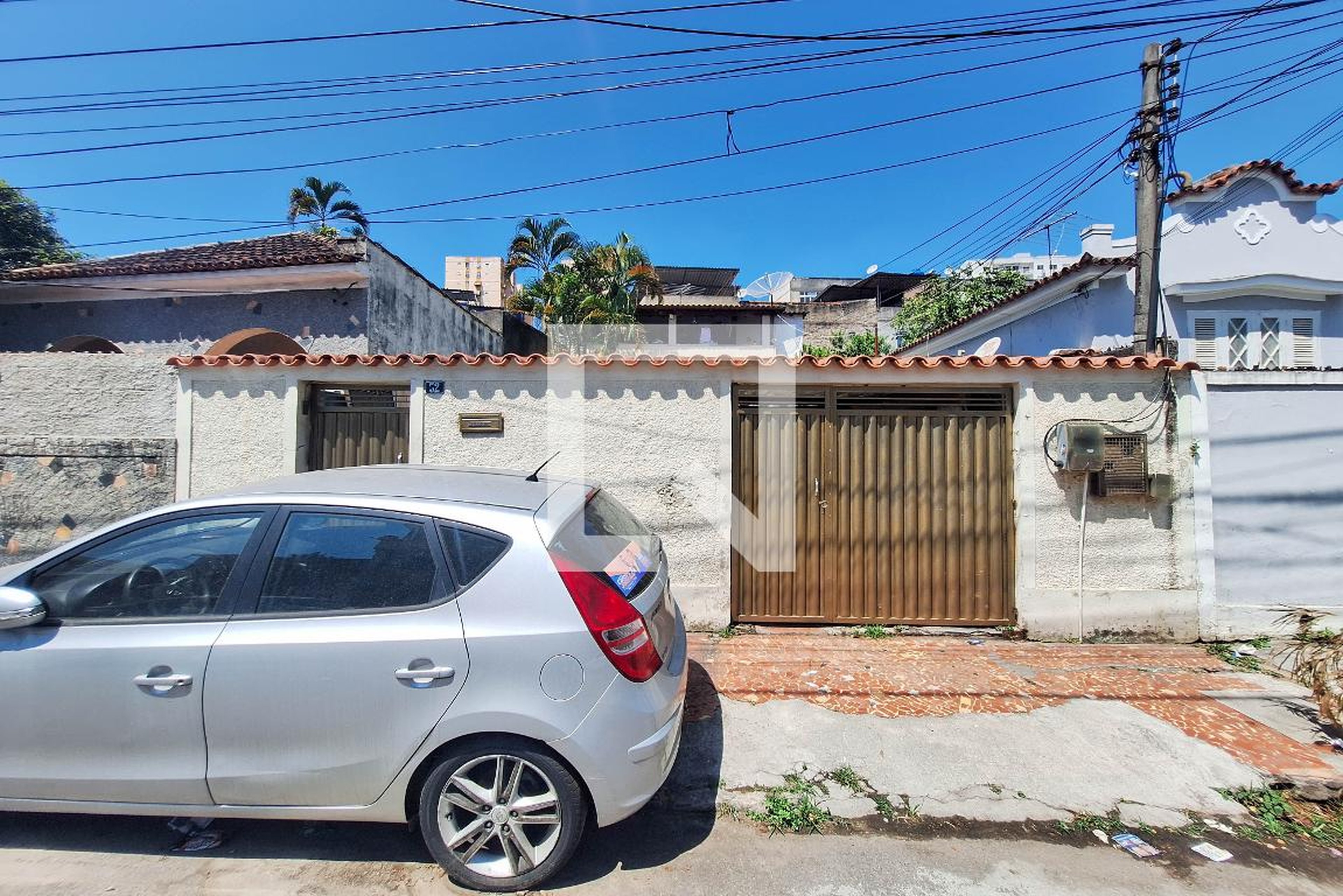 Fachada Condomínio em Rua Joaquim Norberto, 52