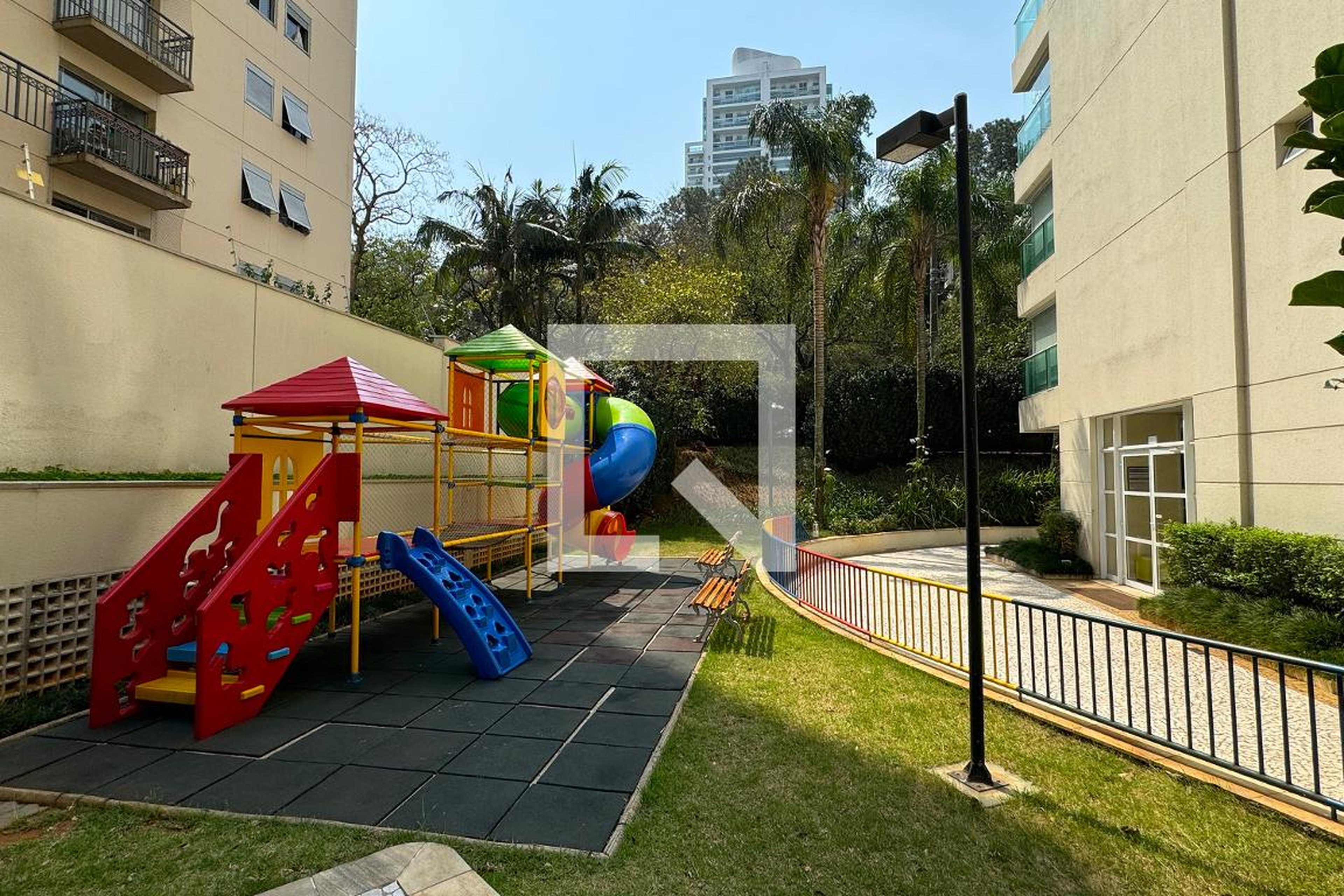 Playground - Essencia