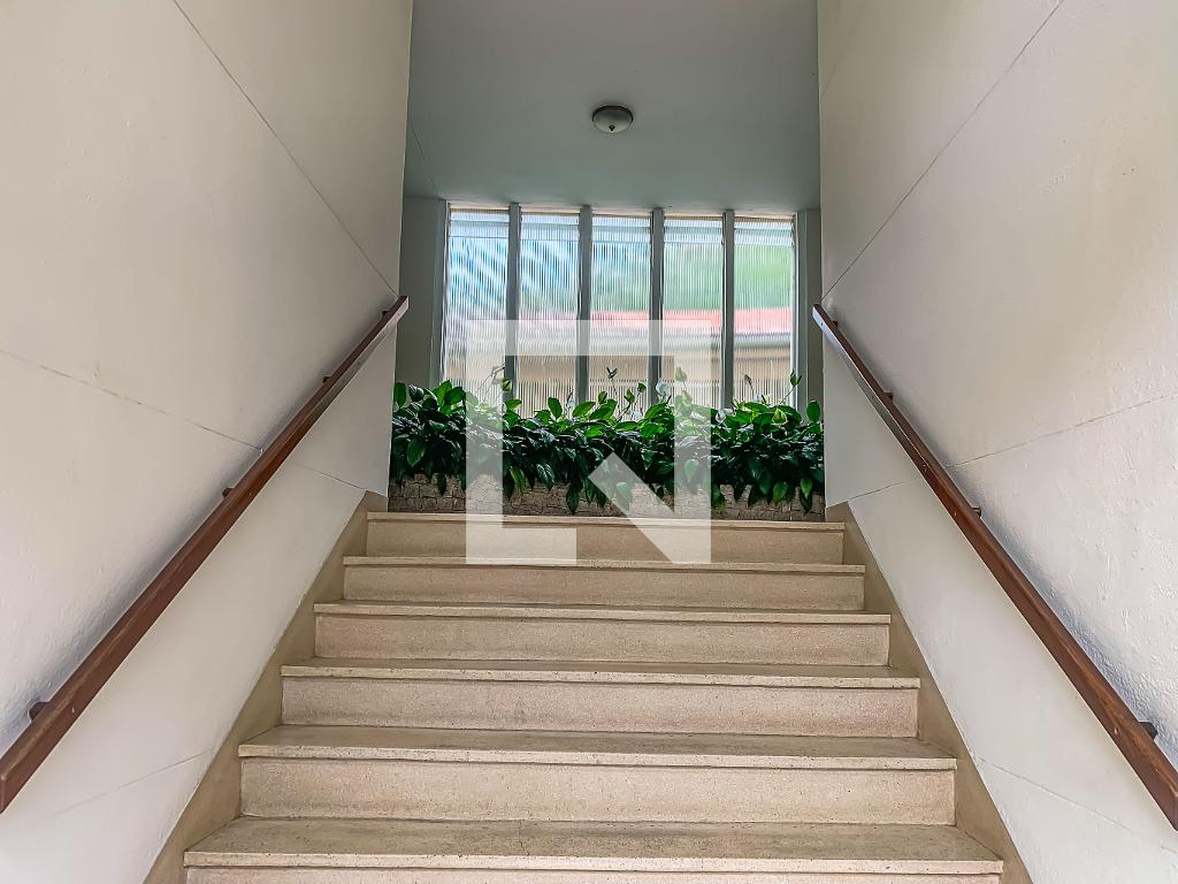 Hall de entrada - Almirante Salgado