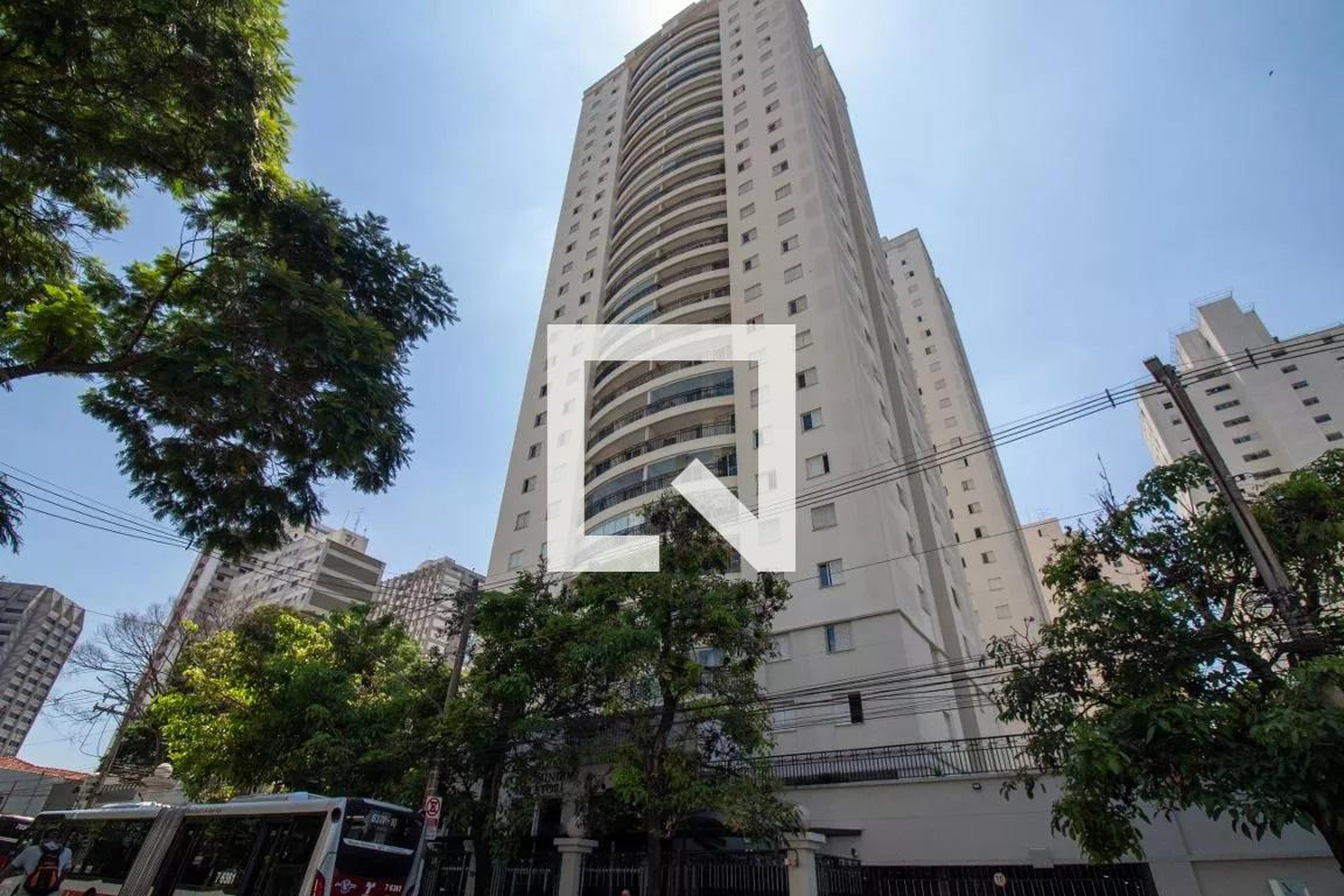 Fachada do Prédio Condomínio Vincetori