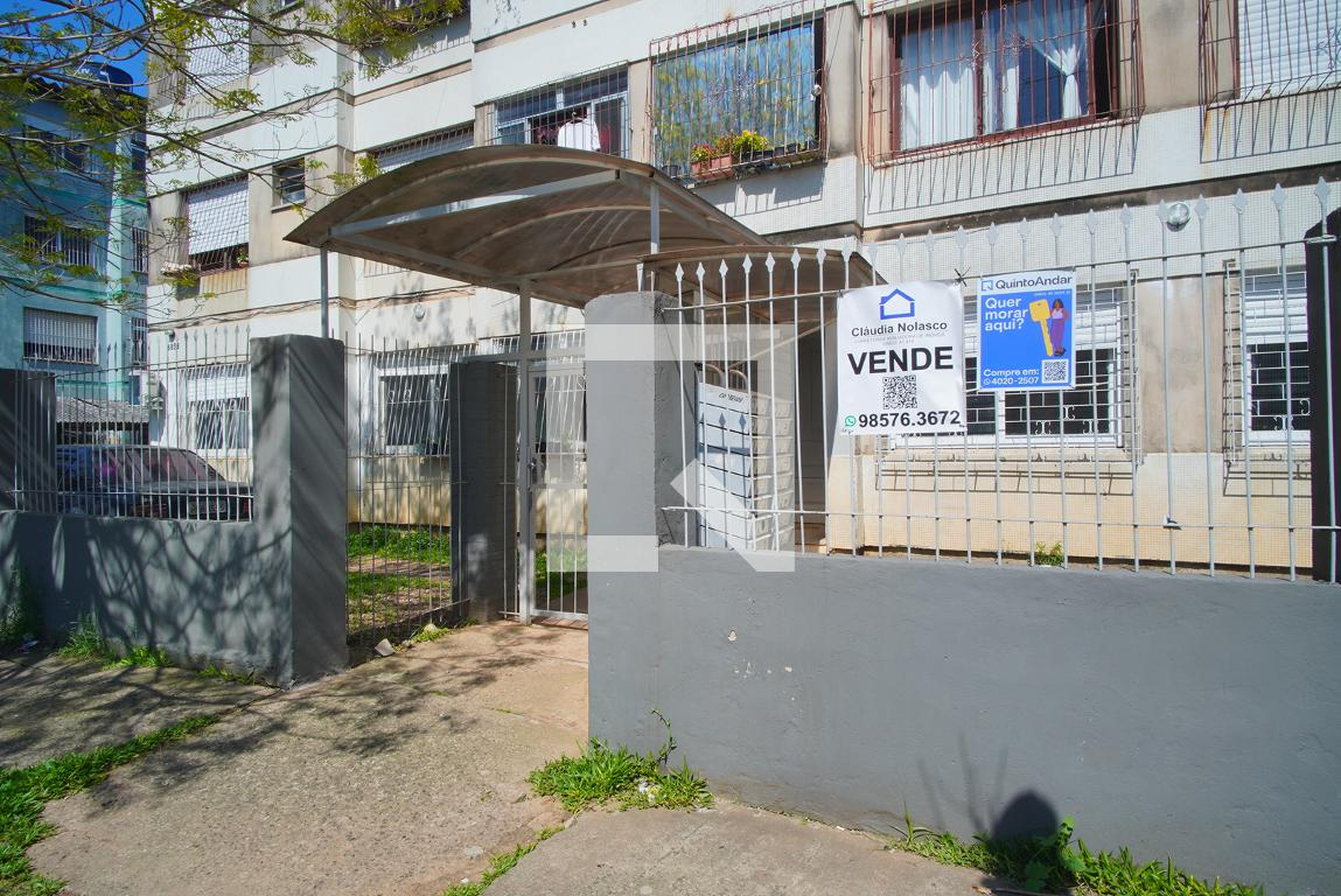 Fachada Condomínio em Avenida Major Manoel José Monteiro, 385