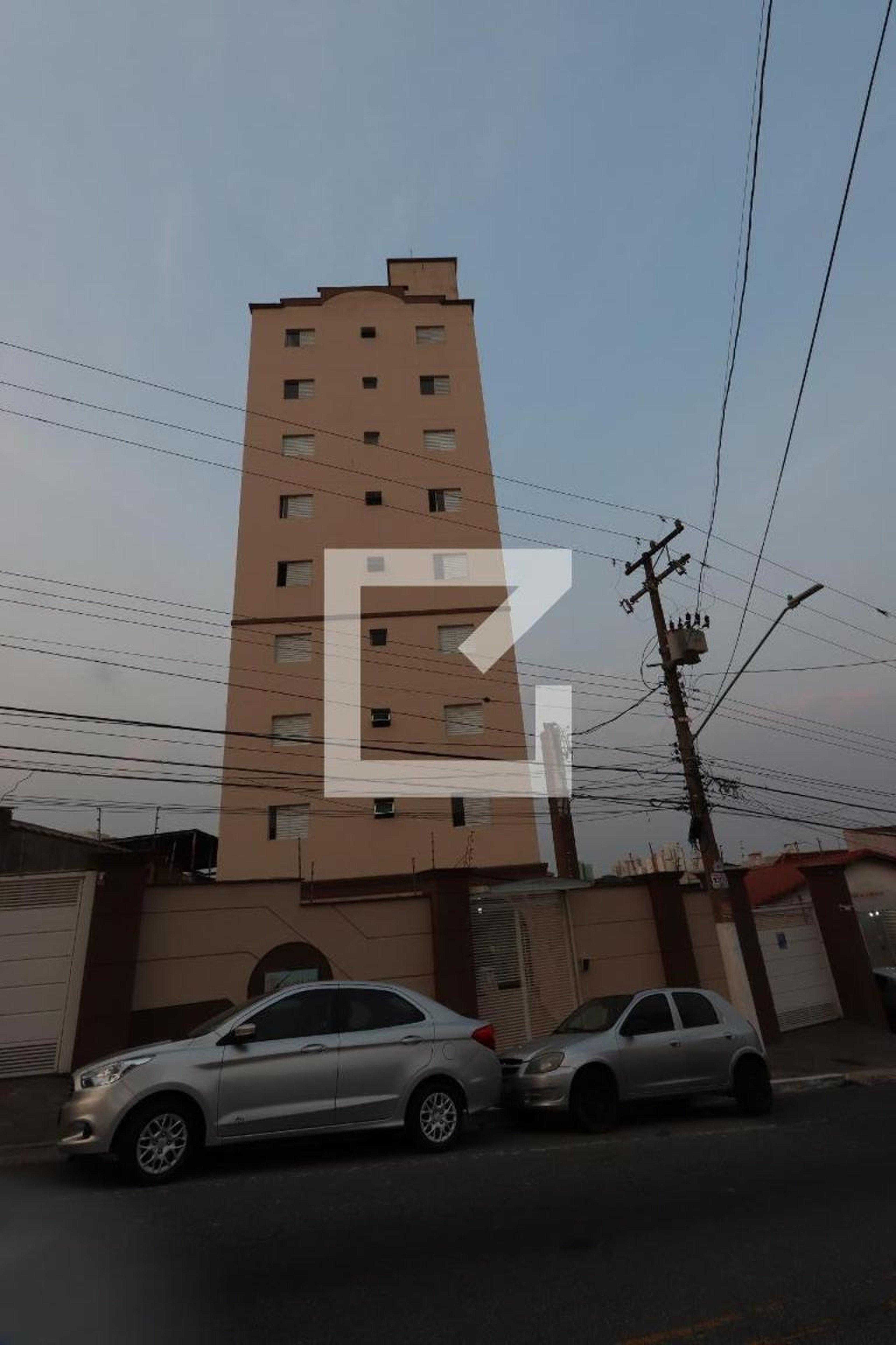 Fachada do Prédio Condomínio em Avenida Luca, 585