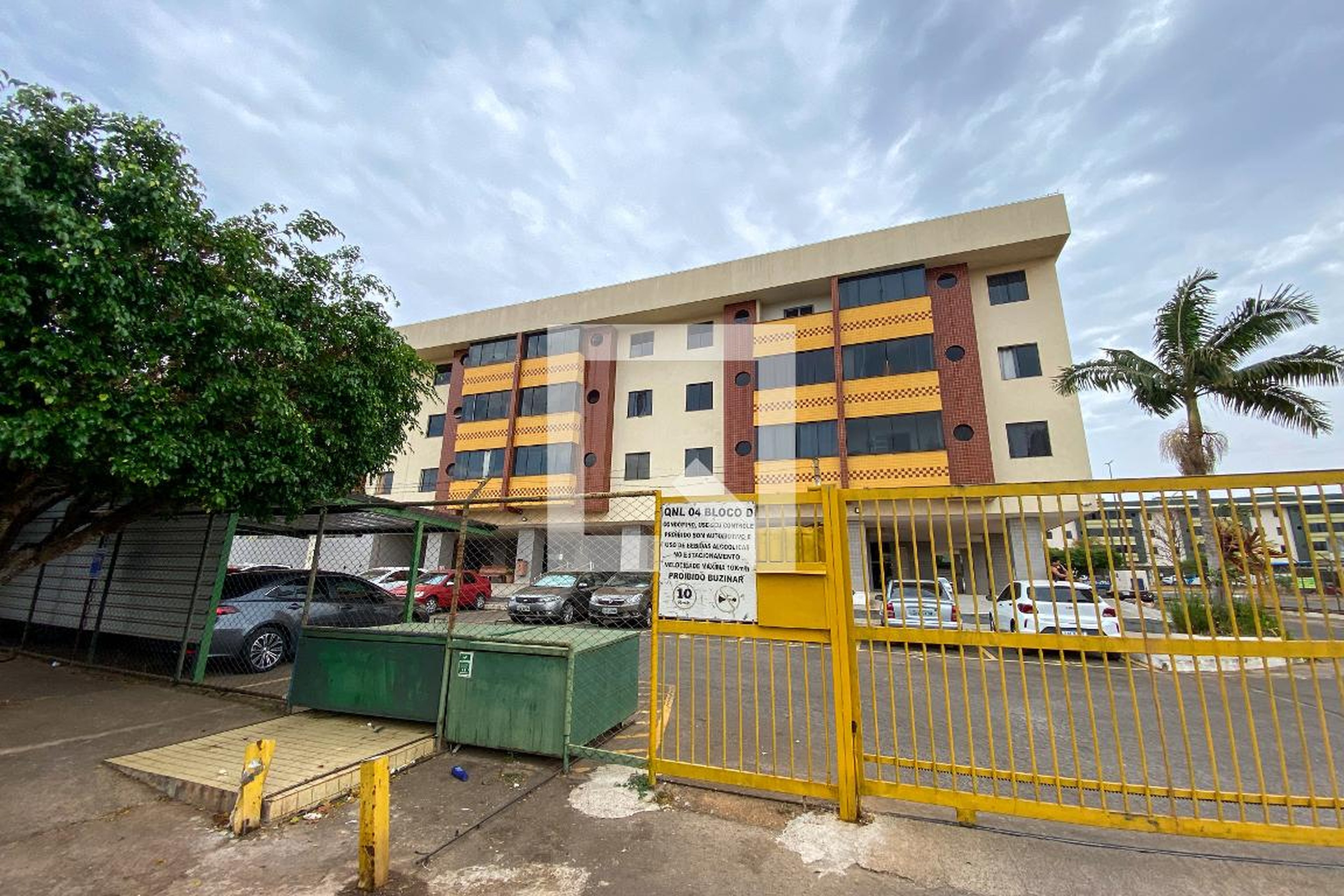 Fachada Condomínio em SETOR L NORTE QNL 4 CJ C LT 4, s/n