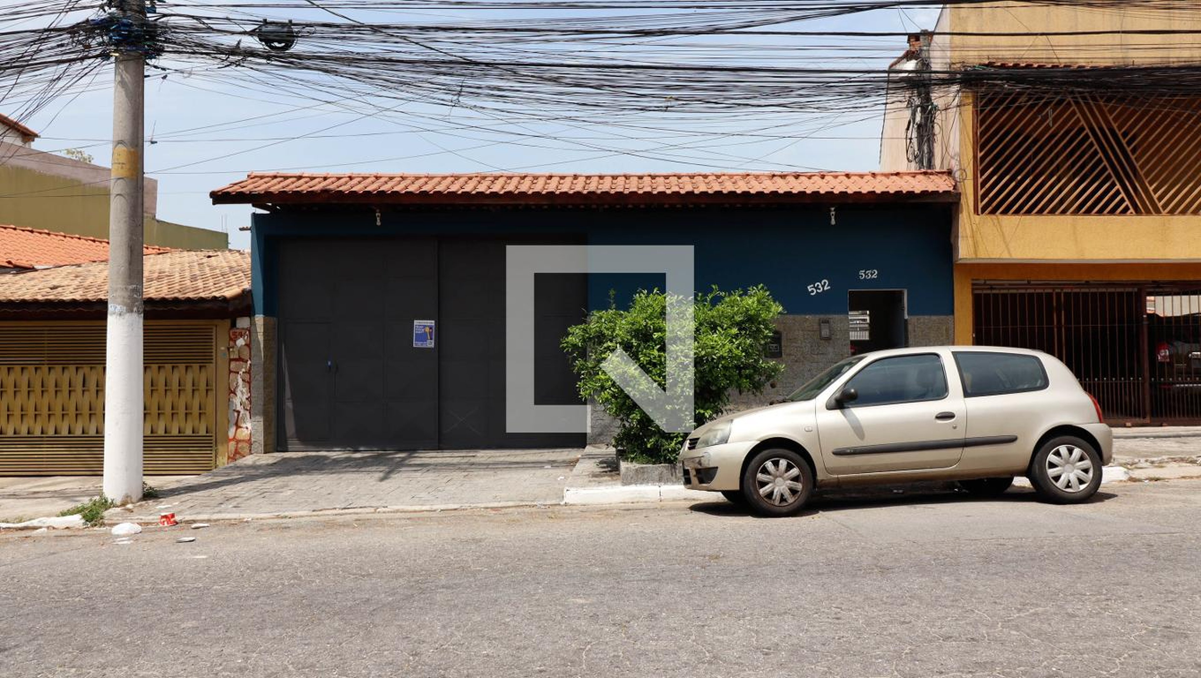 Fachada Condomínio em Rua Benedito Otoni, 532