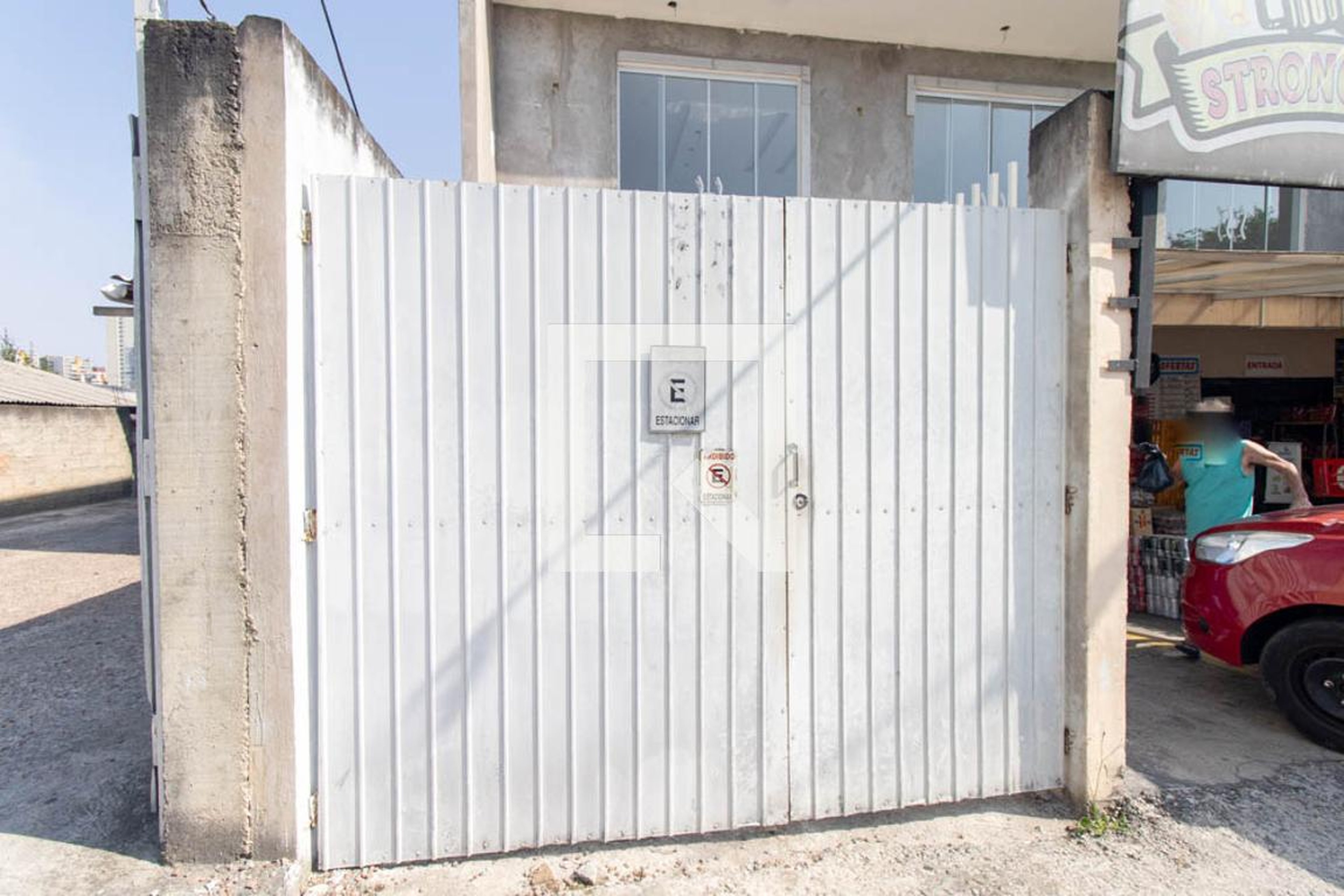 Fachada Condomínio em Rua João Bonat, 369