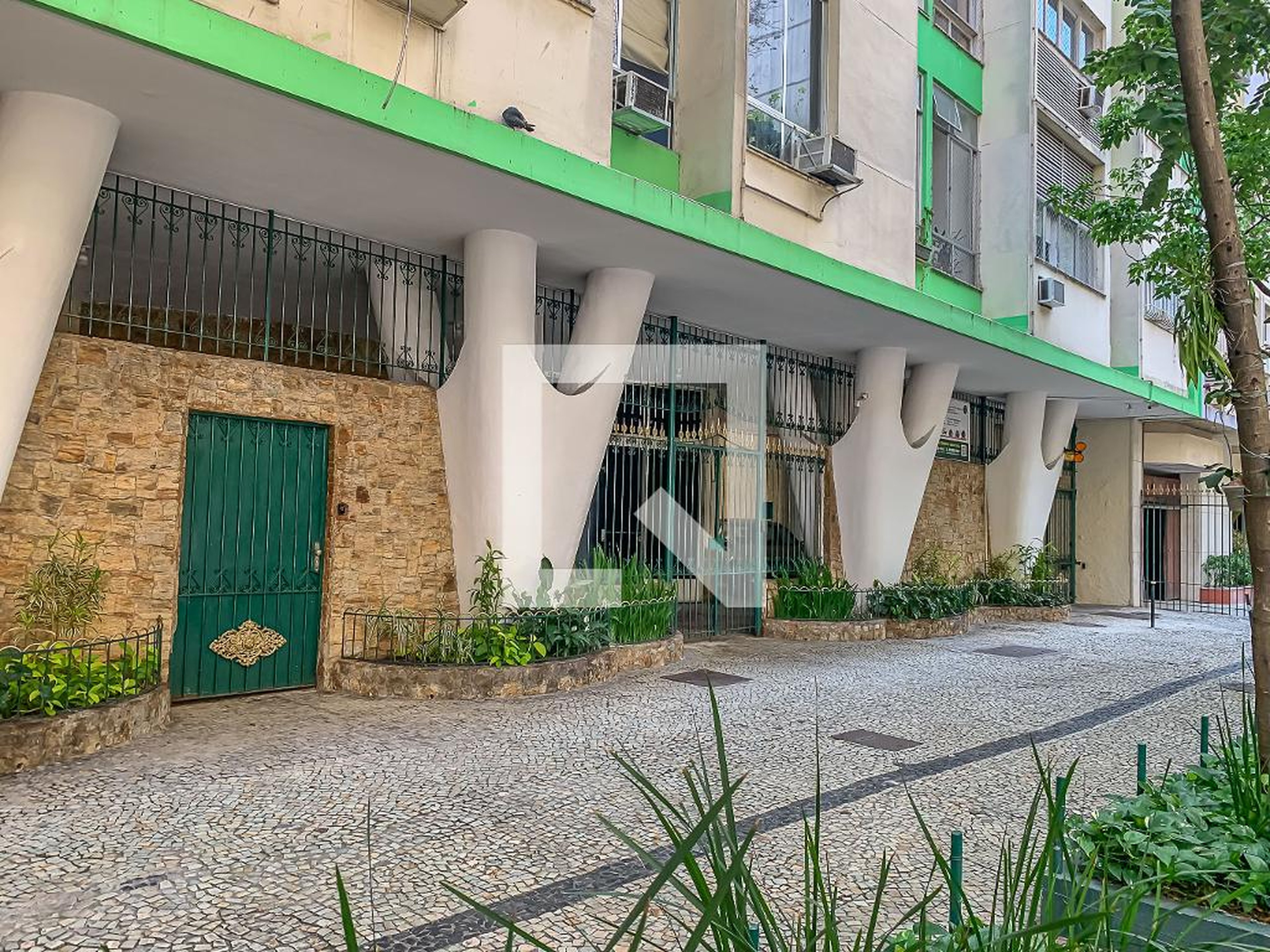 Fachada do Prédio Edifício São Salvador