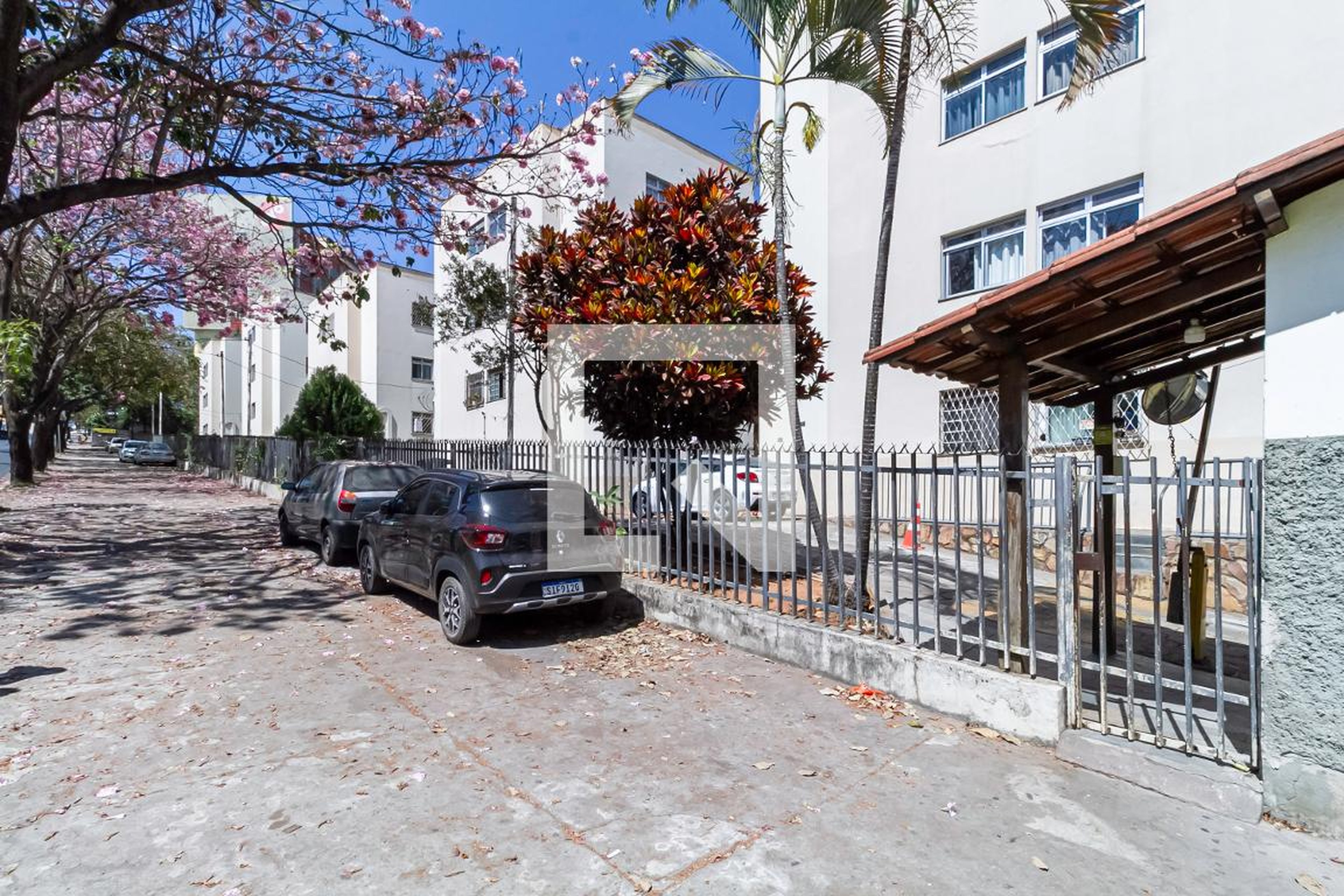 Fachada do condomínio Condomínio Ipé Amarelo