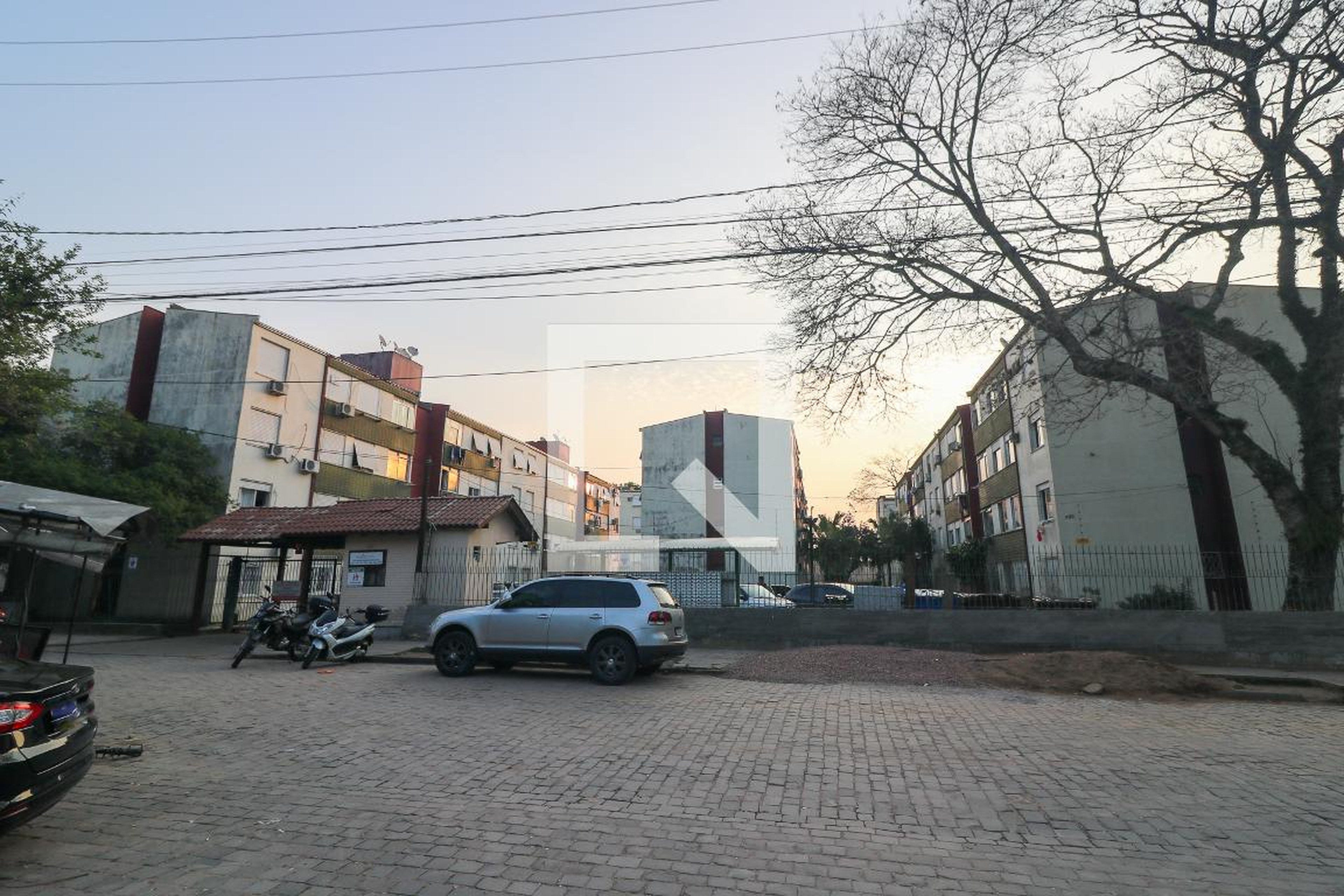 Fachada do condomínio Edifício Oásis