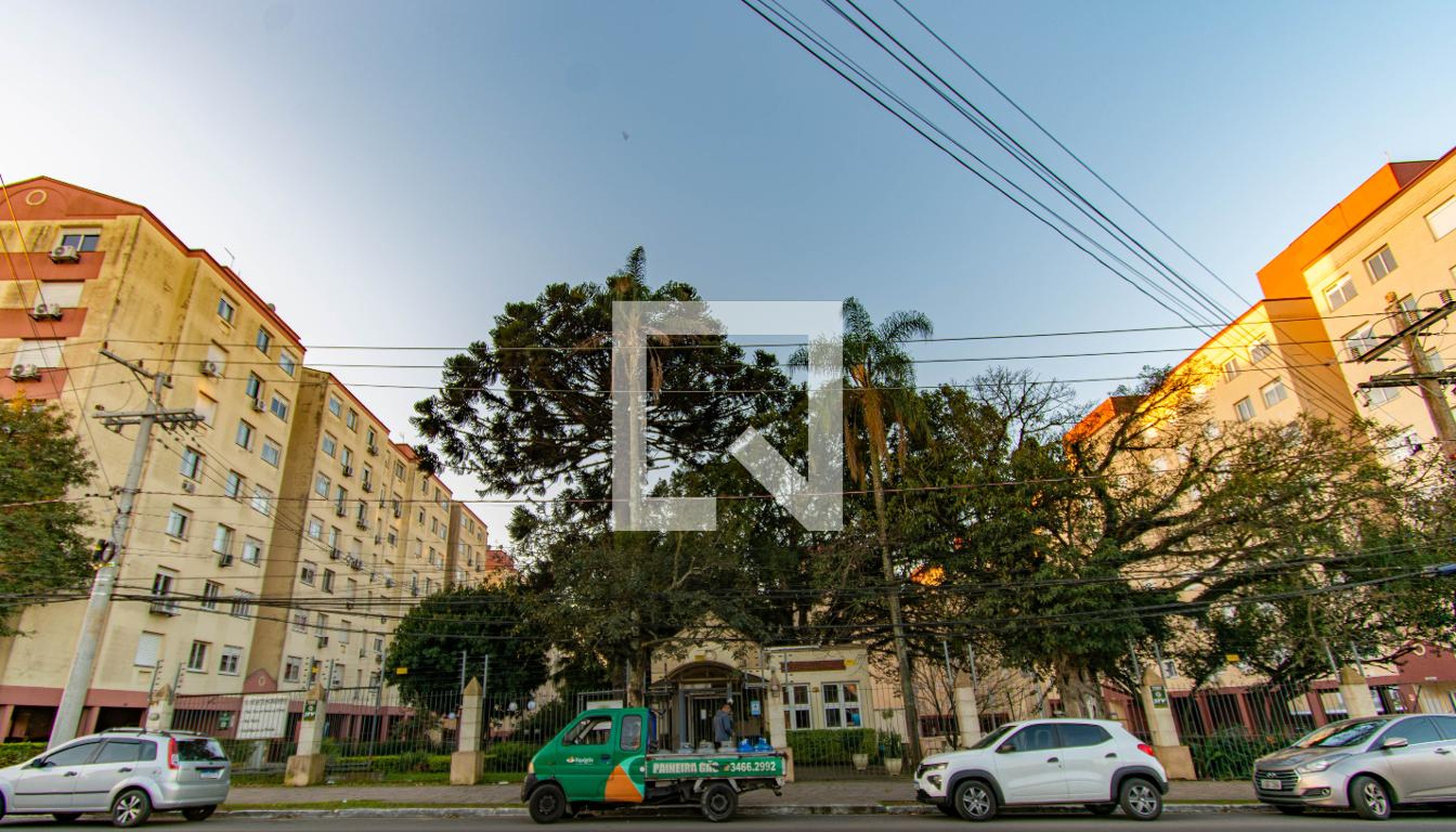 Fachada Condomínio em Avenida Santos Ferreira, 1112