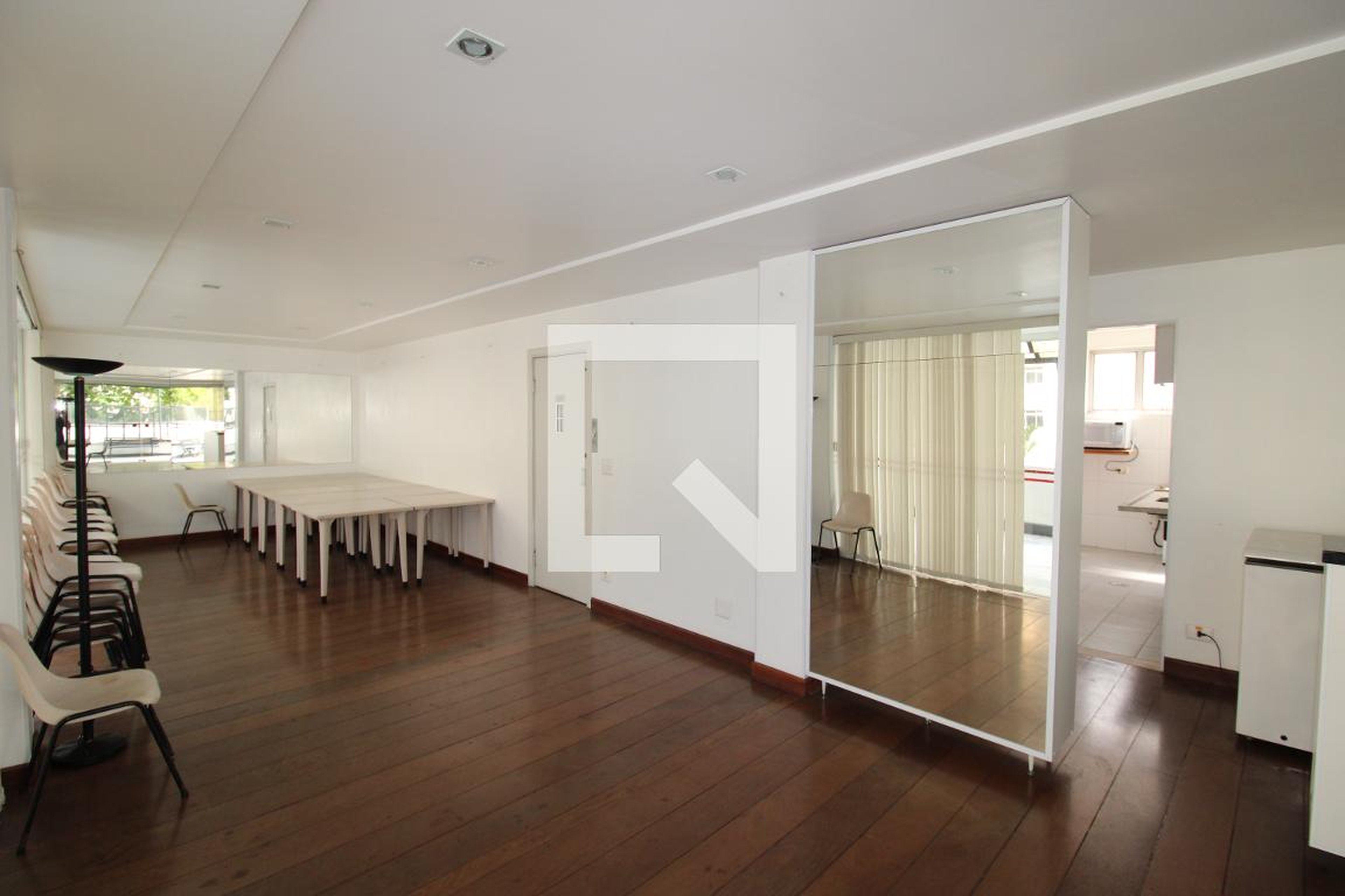 Área comum - Rosamarinho