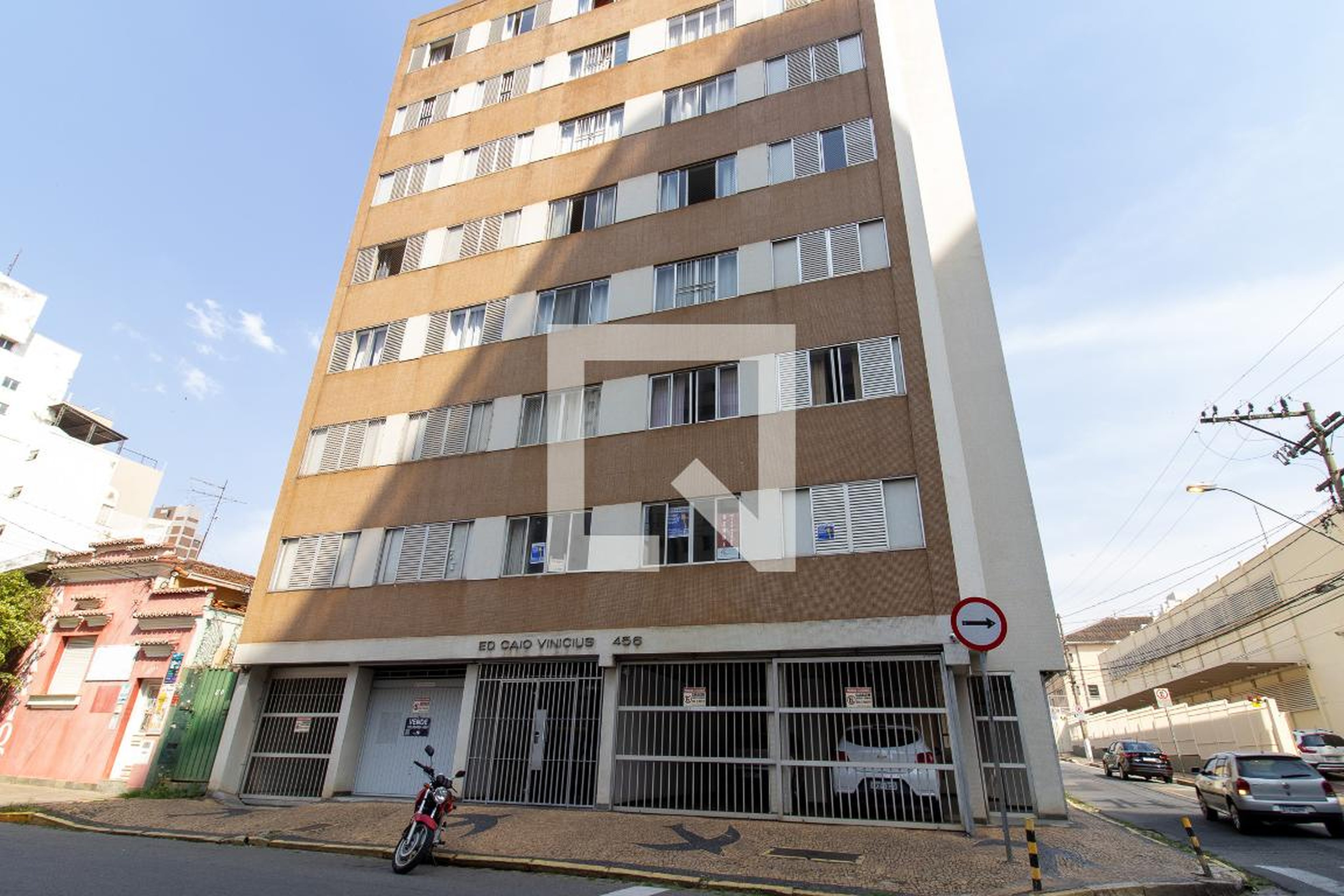 Fachada Condomínio em Rua Uruguaiana, 456