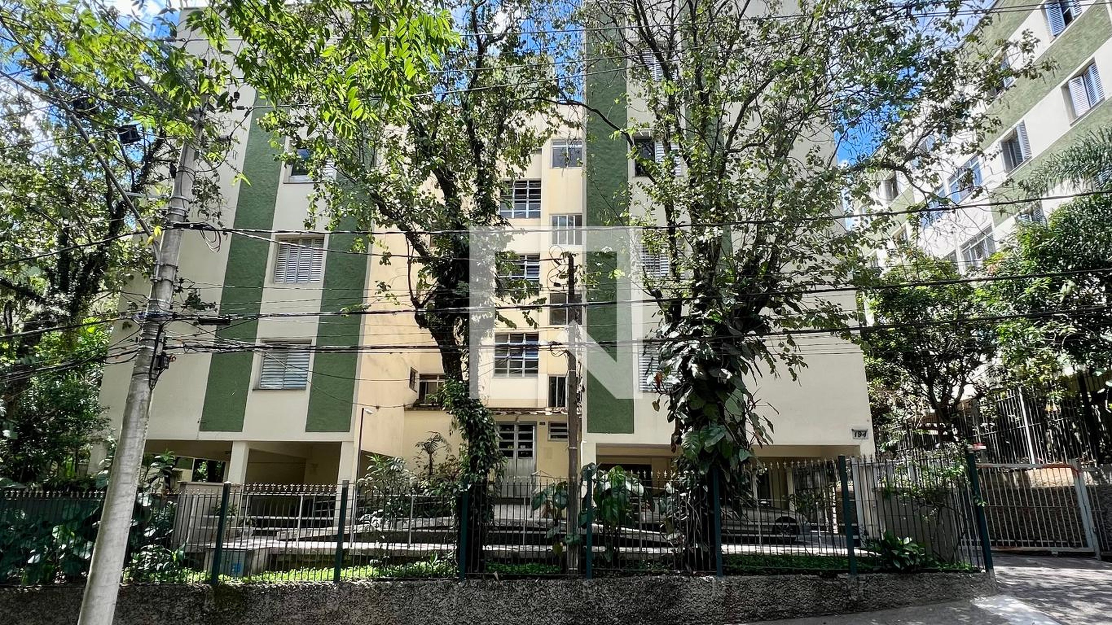 Fachada Condomínio Natingui I