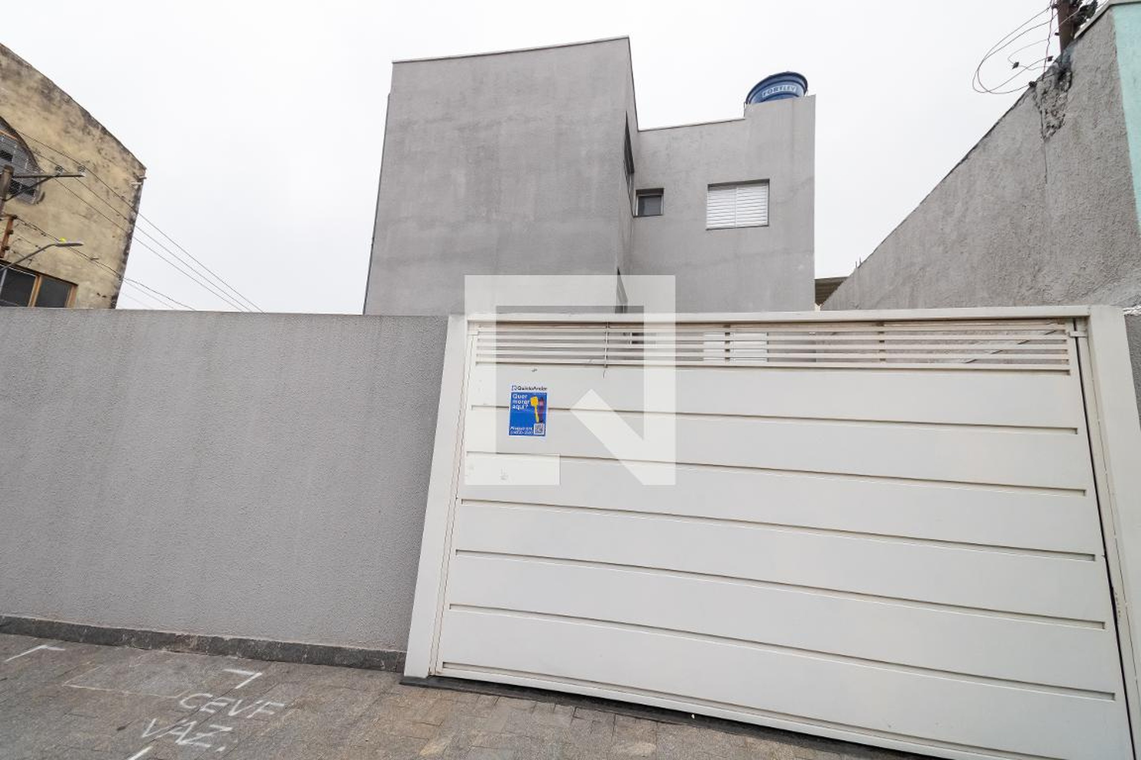 Fachada Condomínio em Rua Joaquim Rosa da Silva, 57