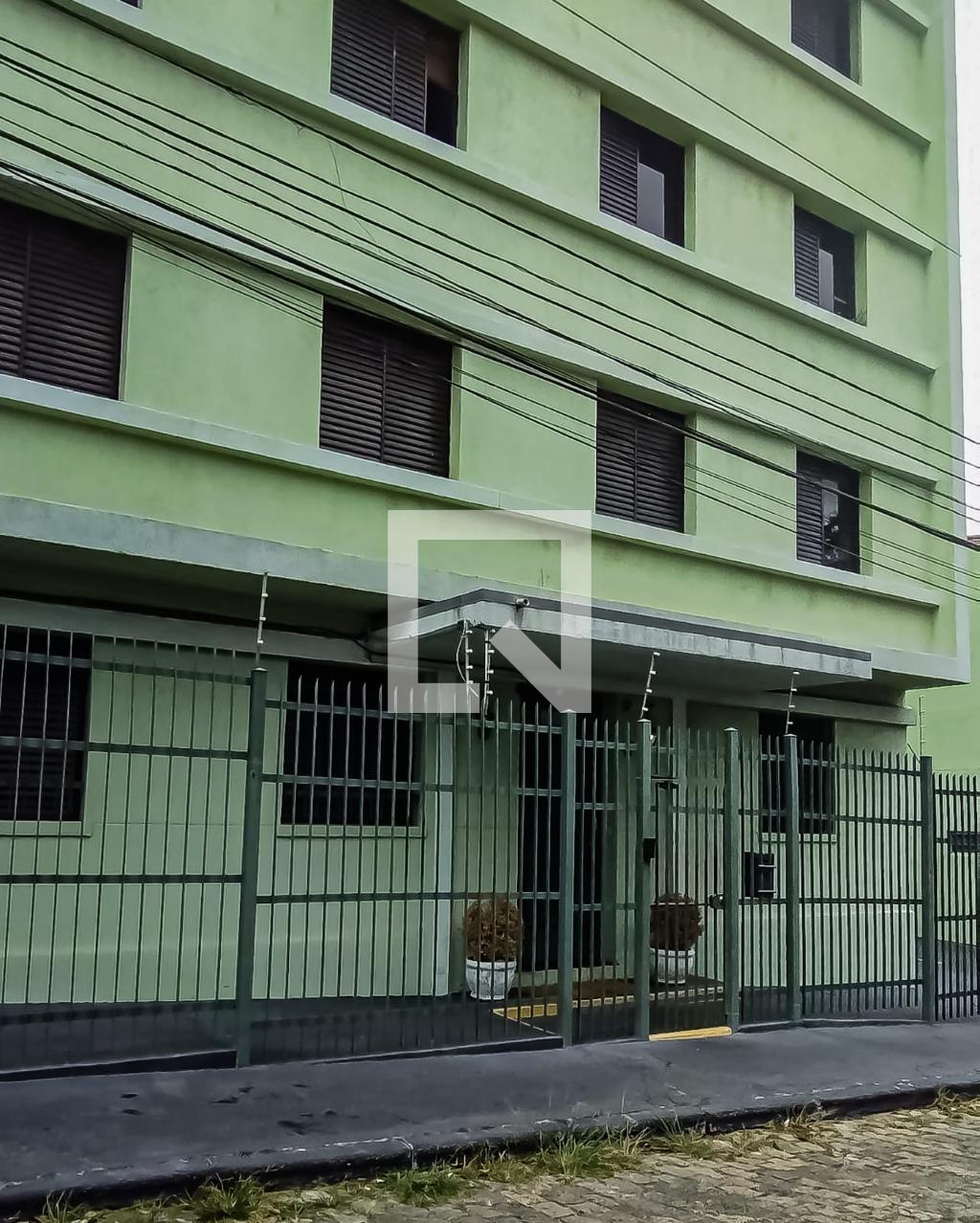 Fachada Condomínio em Rua Guapuã, 17