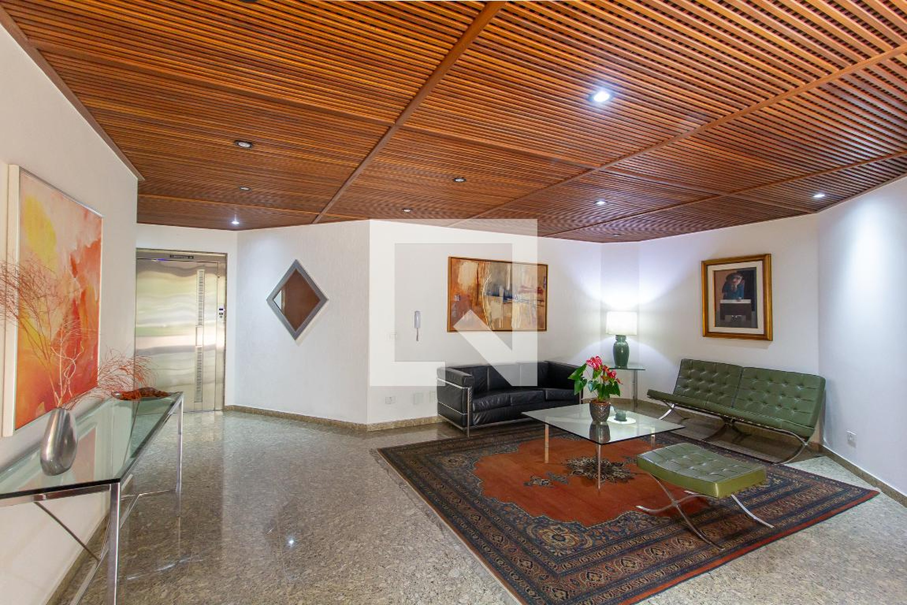 Hall social - Mayfair Gardens