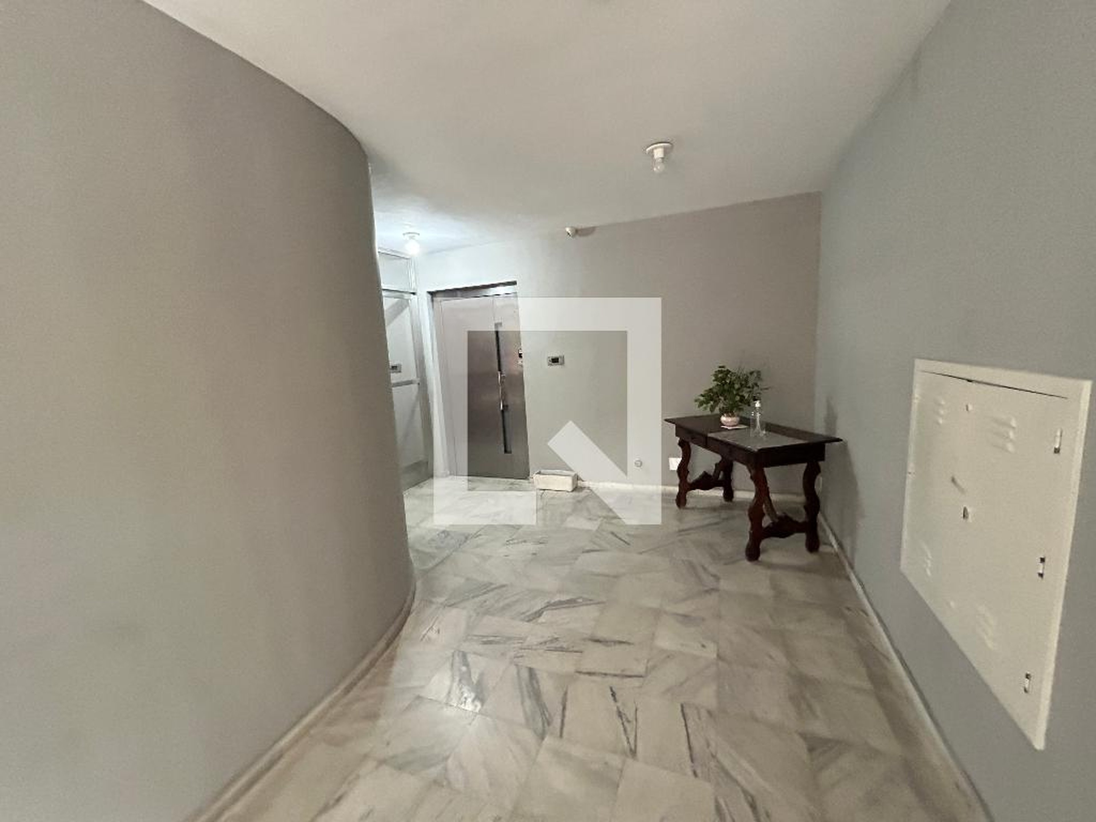 Hall de entrada - Comendador Pinto