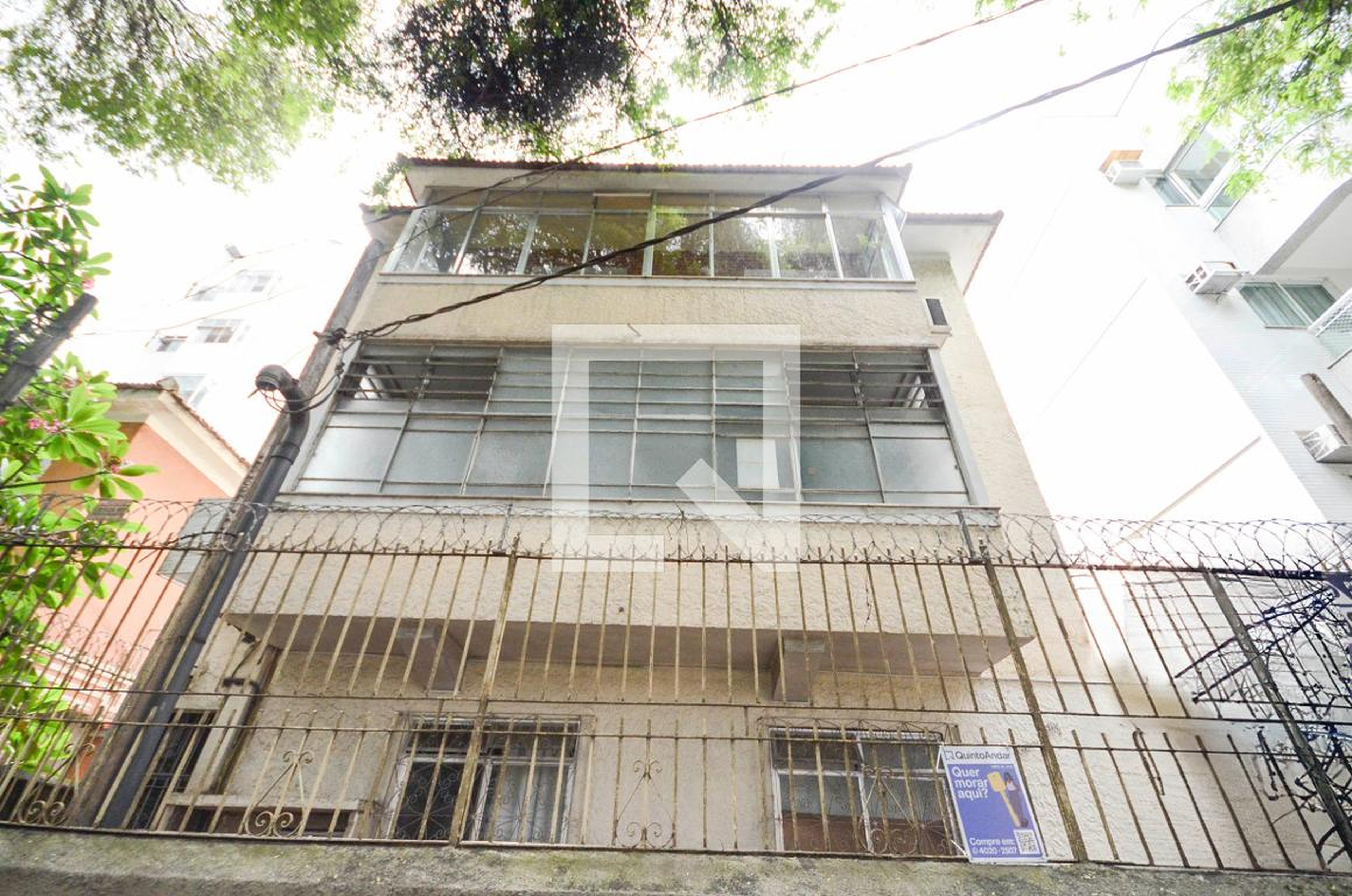 Fachada Condomínio em Avenida Engenheiro Richard, 148