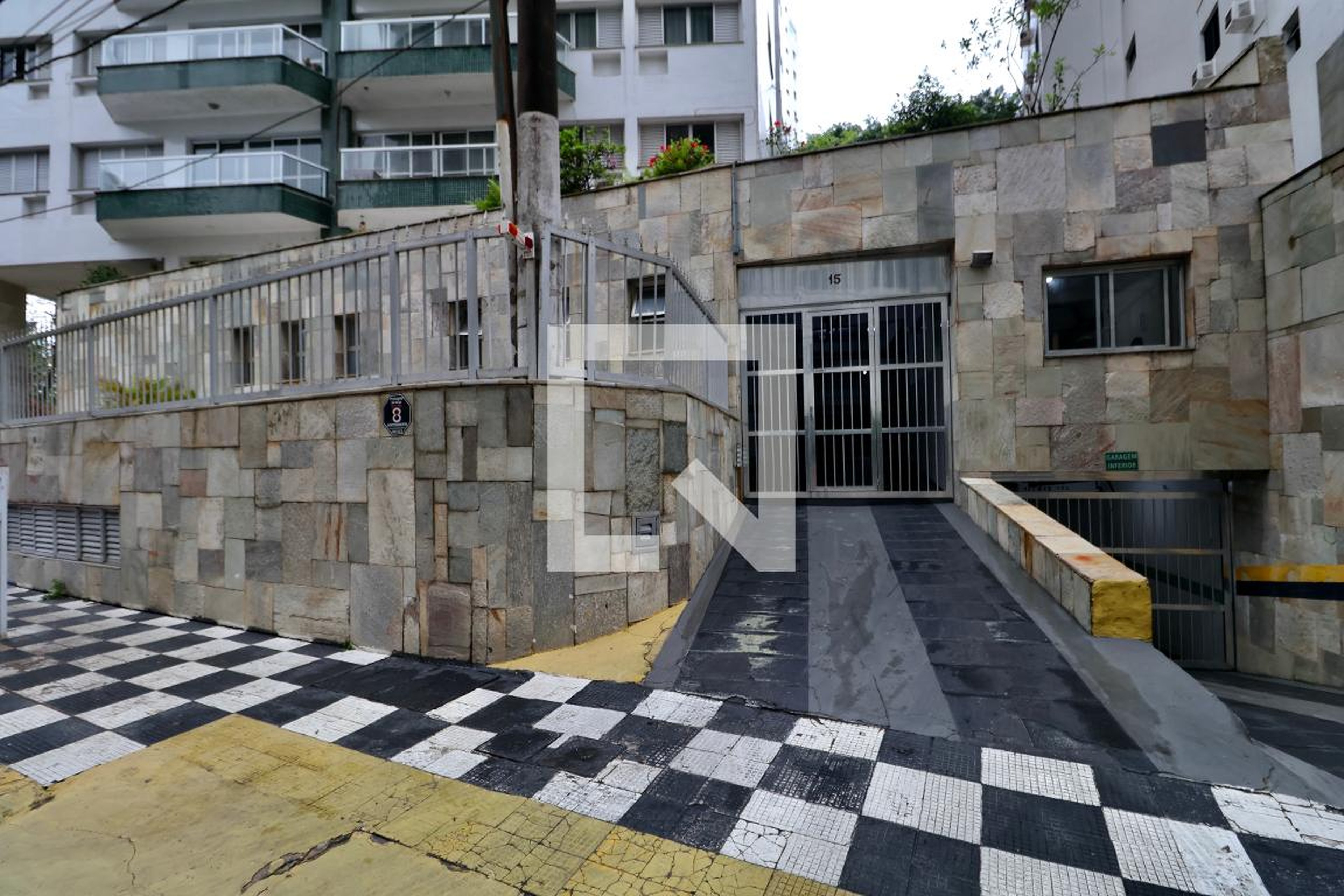 Fachada Condomínio Costa Brava / Esmeralda