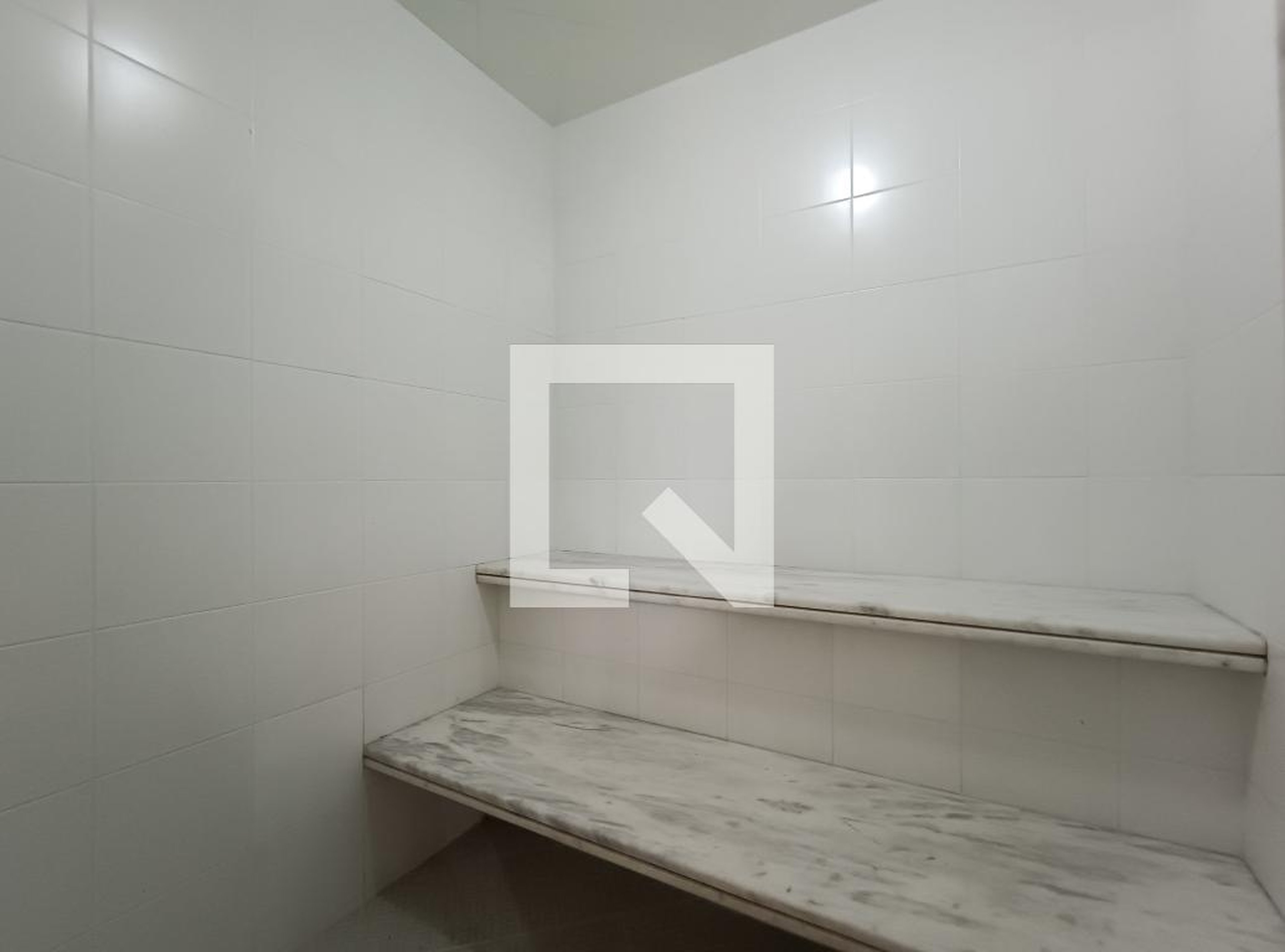 Sauna Condomínio em Rua Marlo da Costa e Souza, 218