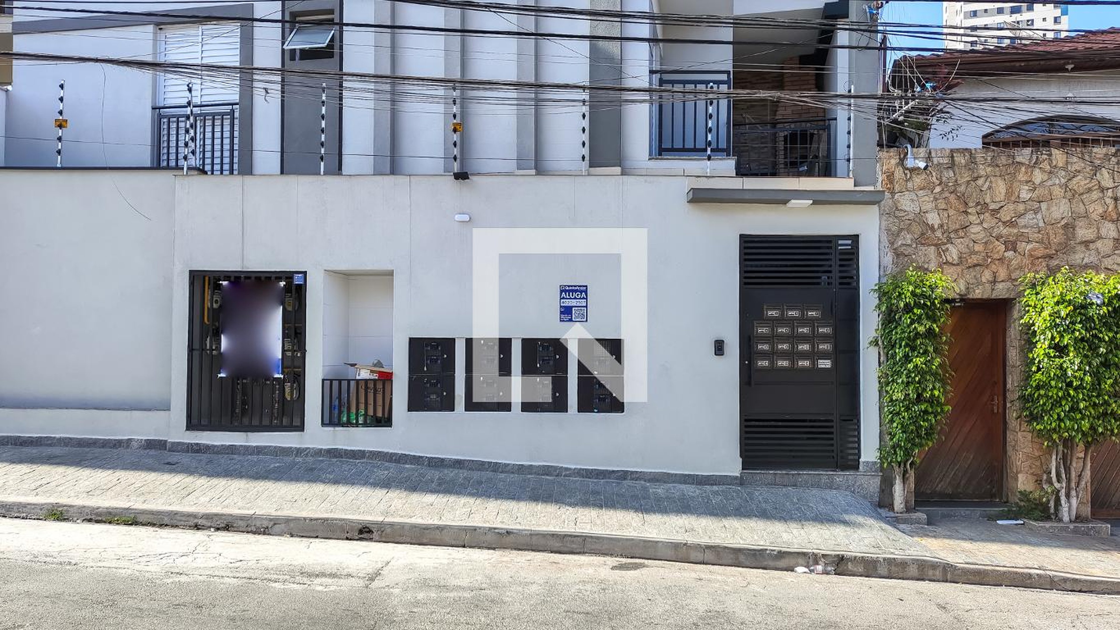 Fachada do Prédio Condomínio em Rua Ladário, 132