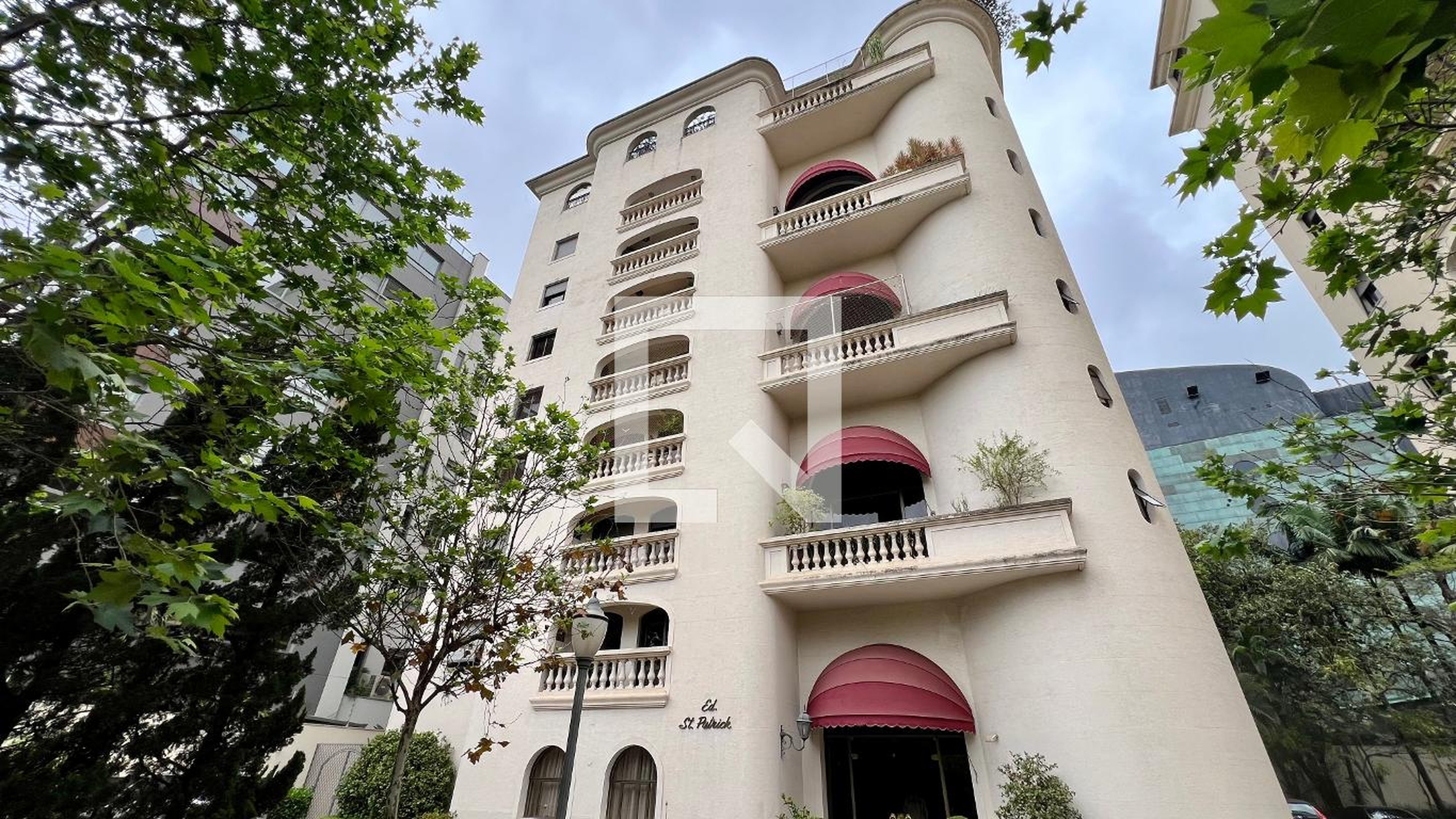 Fachada Condomínio Saint Patrick