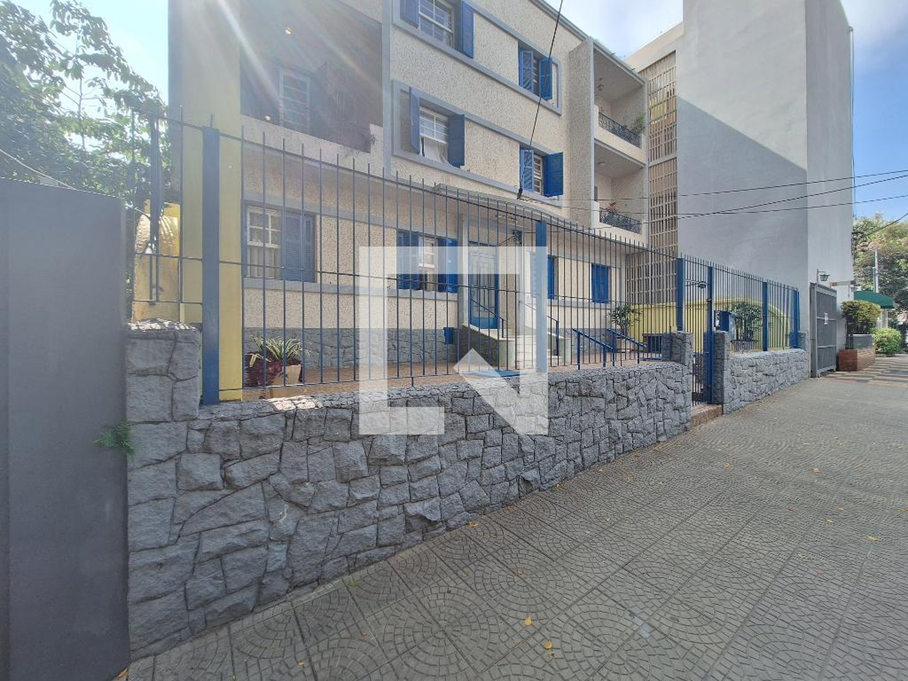 Fachada Condomínio em Rua Caraíbas, 1220