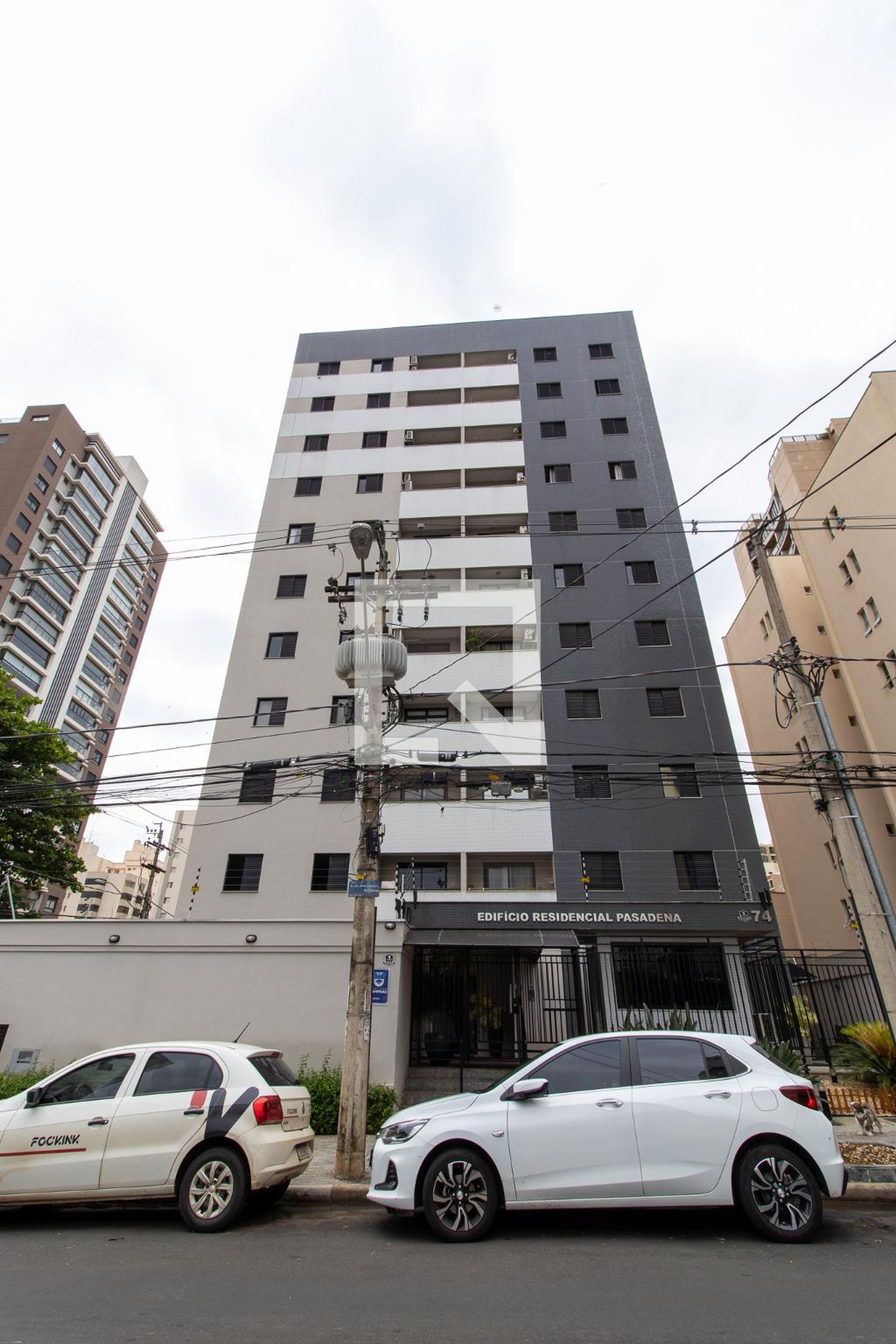 Fachada Condomínio em Rua Doutor José Inocêncio de Campos, 74