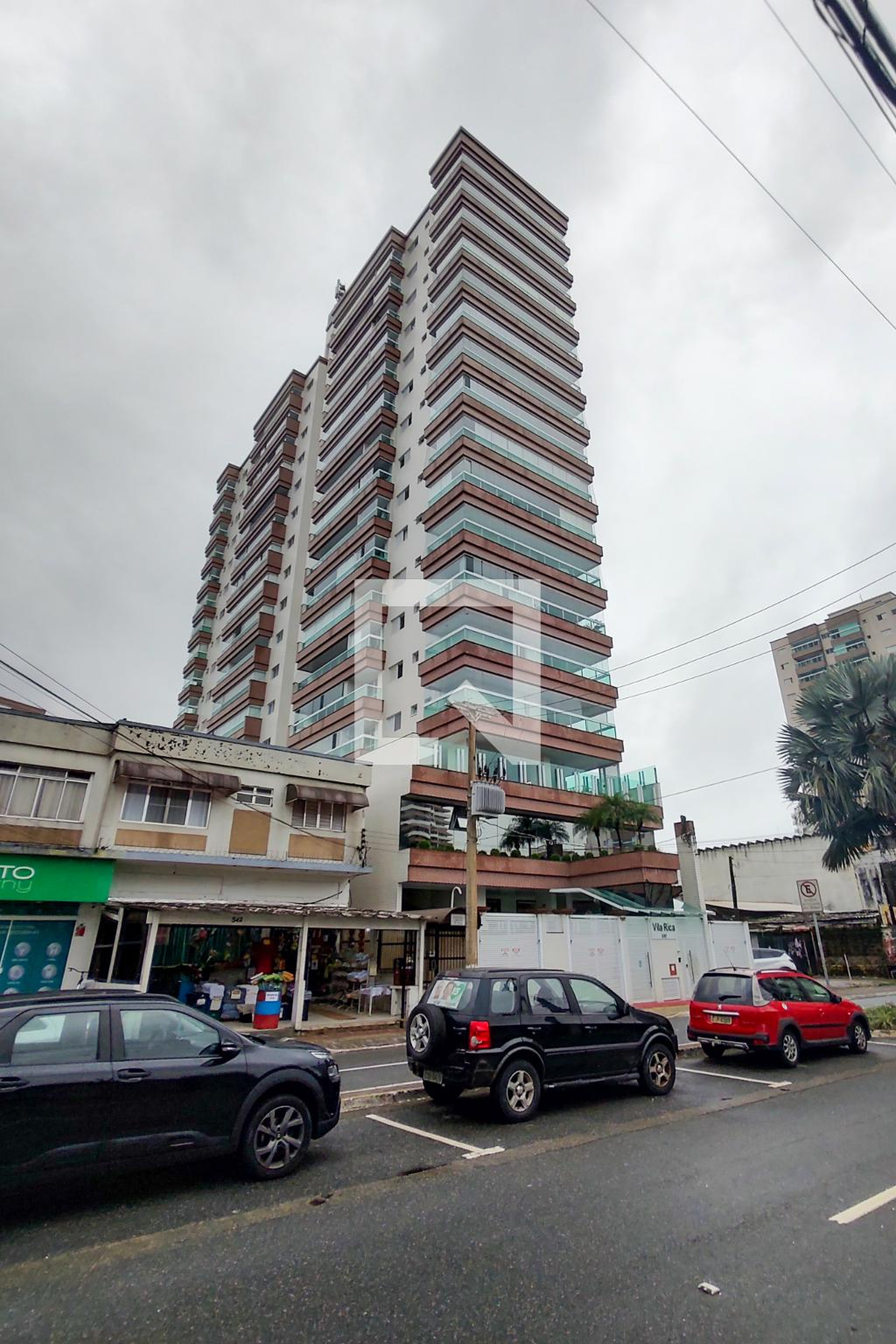 Fachada Condomínio Vila Rica