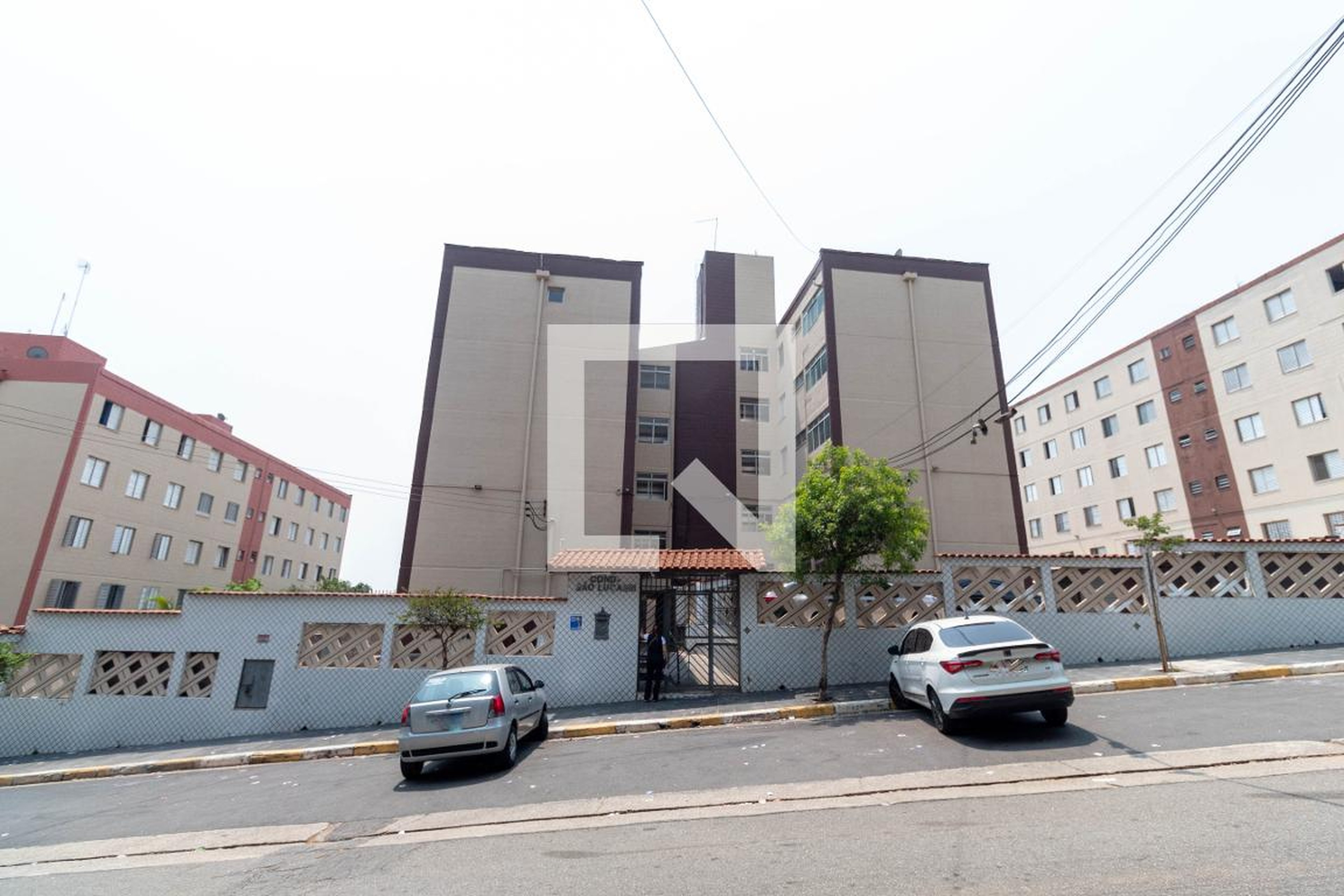 Fachada do Prédio Condomínio em Rua Padre Jerônimo Machado, 243