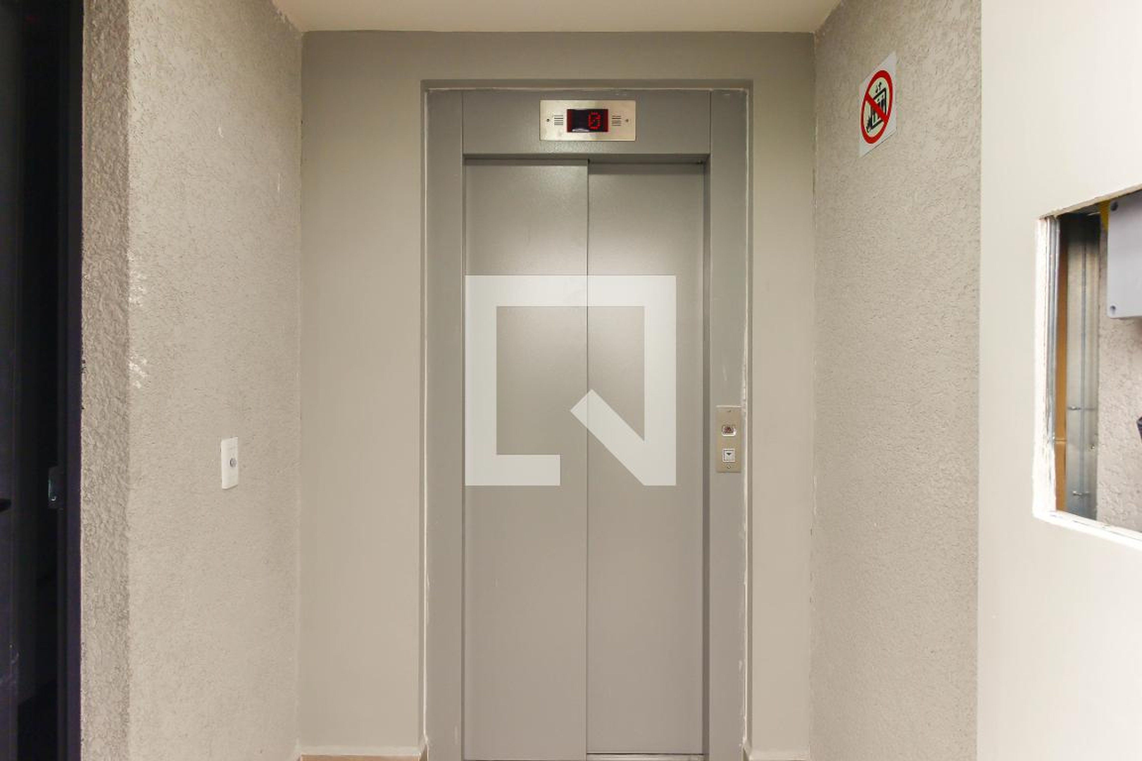 Elevador - Residencial Coimbra