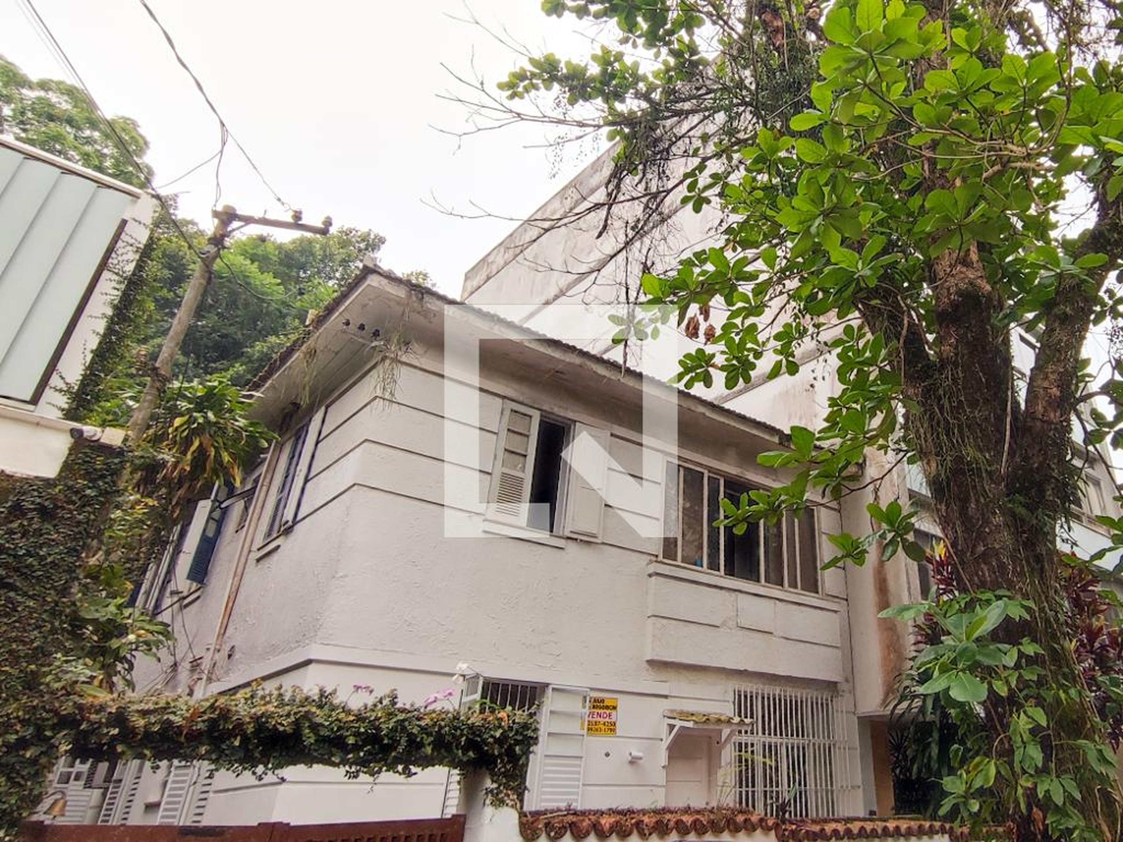 Fachada Condomínio em Rua Frederico Eyer, 160