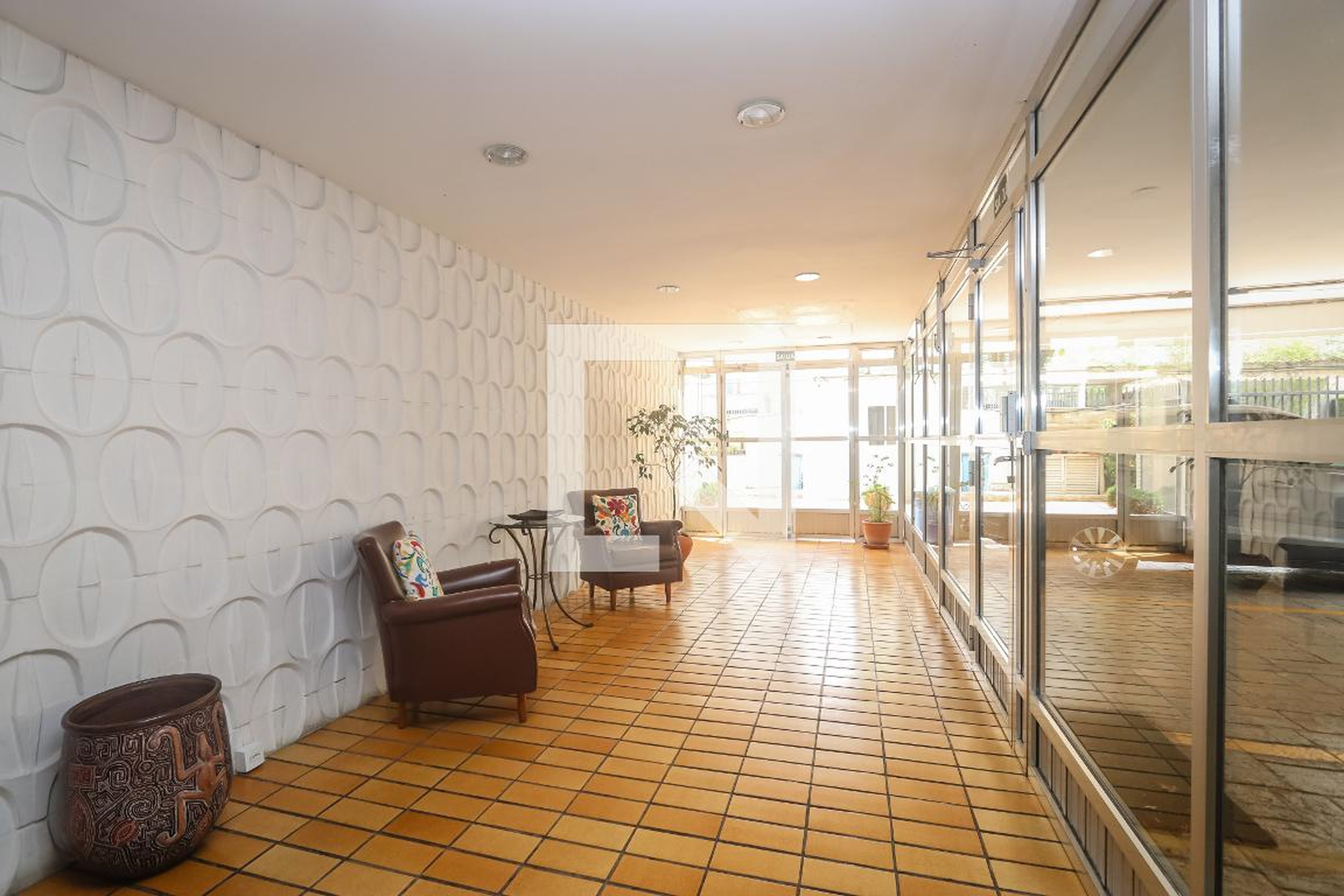 Hall de entrada - iminio Edifício Tour D Orleans