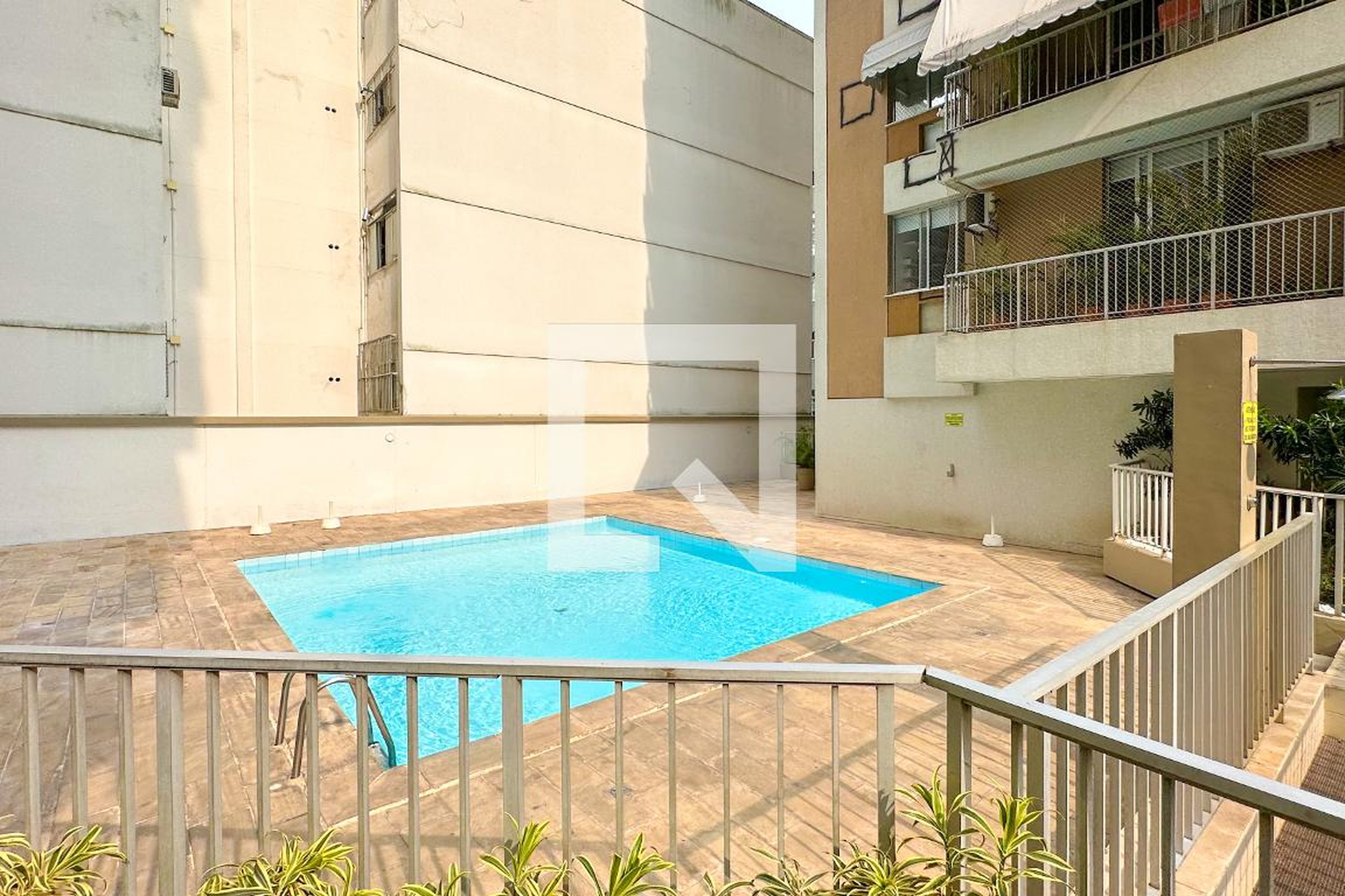 Piscina - Edifício Marques de Olinda