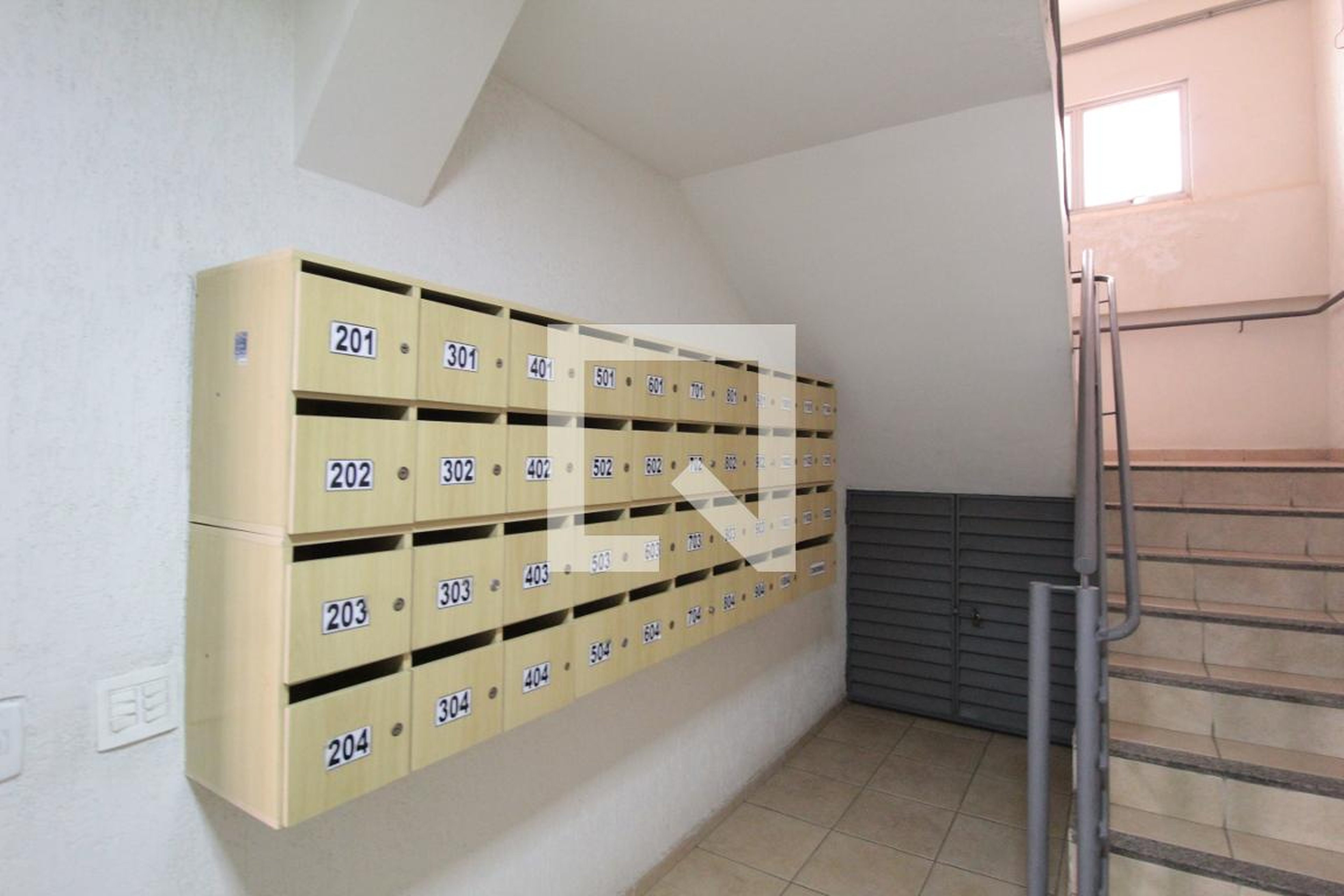 Hall de Entrada Condomínio em Rua Elisa Felippeto Ricaldoni, 1