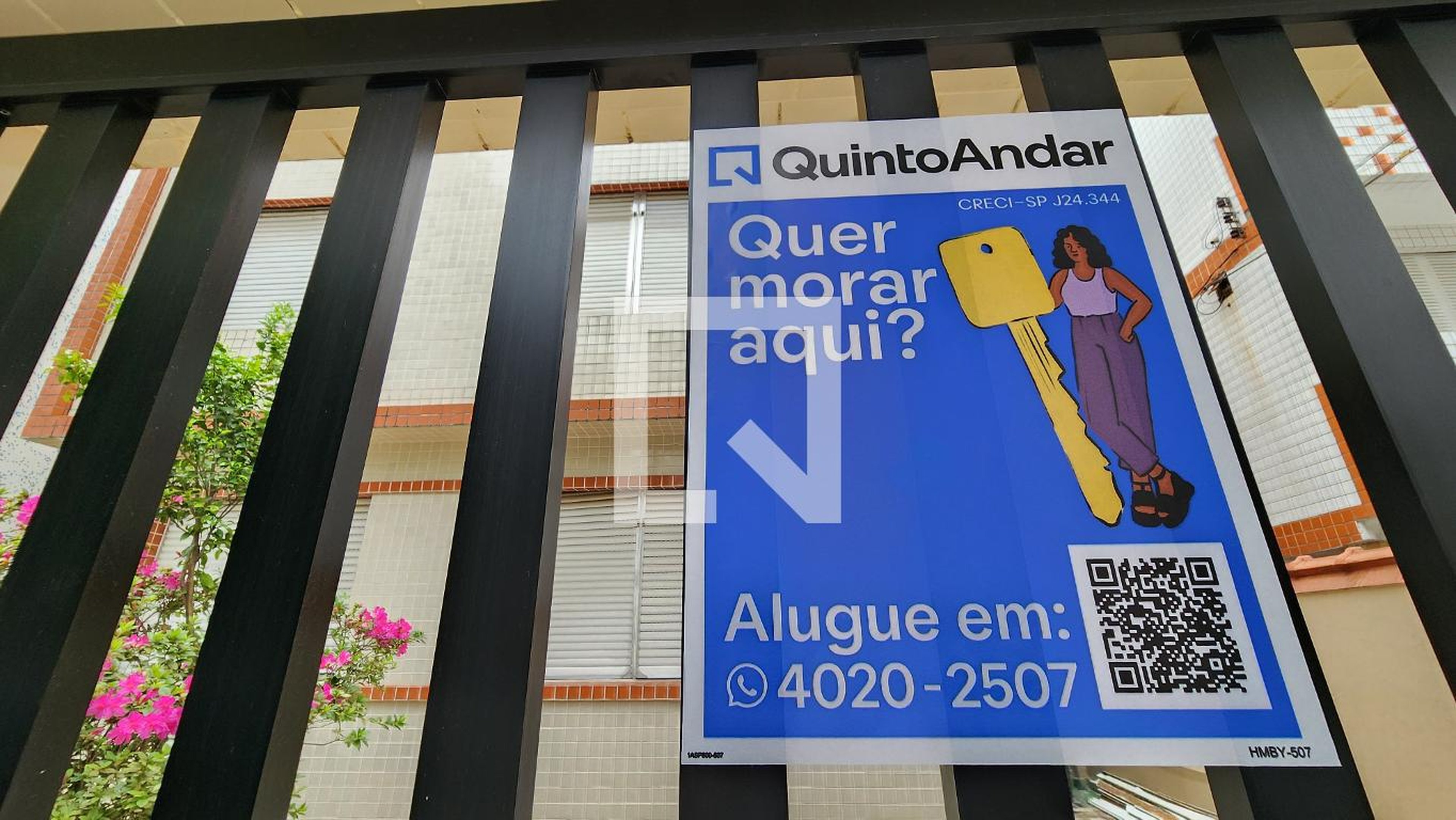 Fachada Condomínio em Rua Soares de Camargo, 89