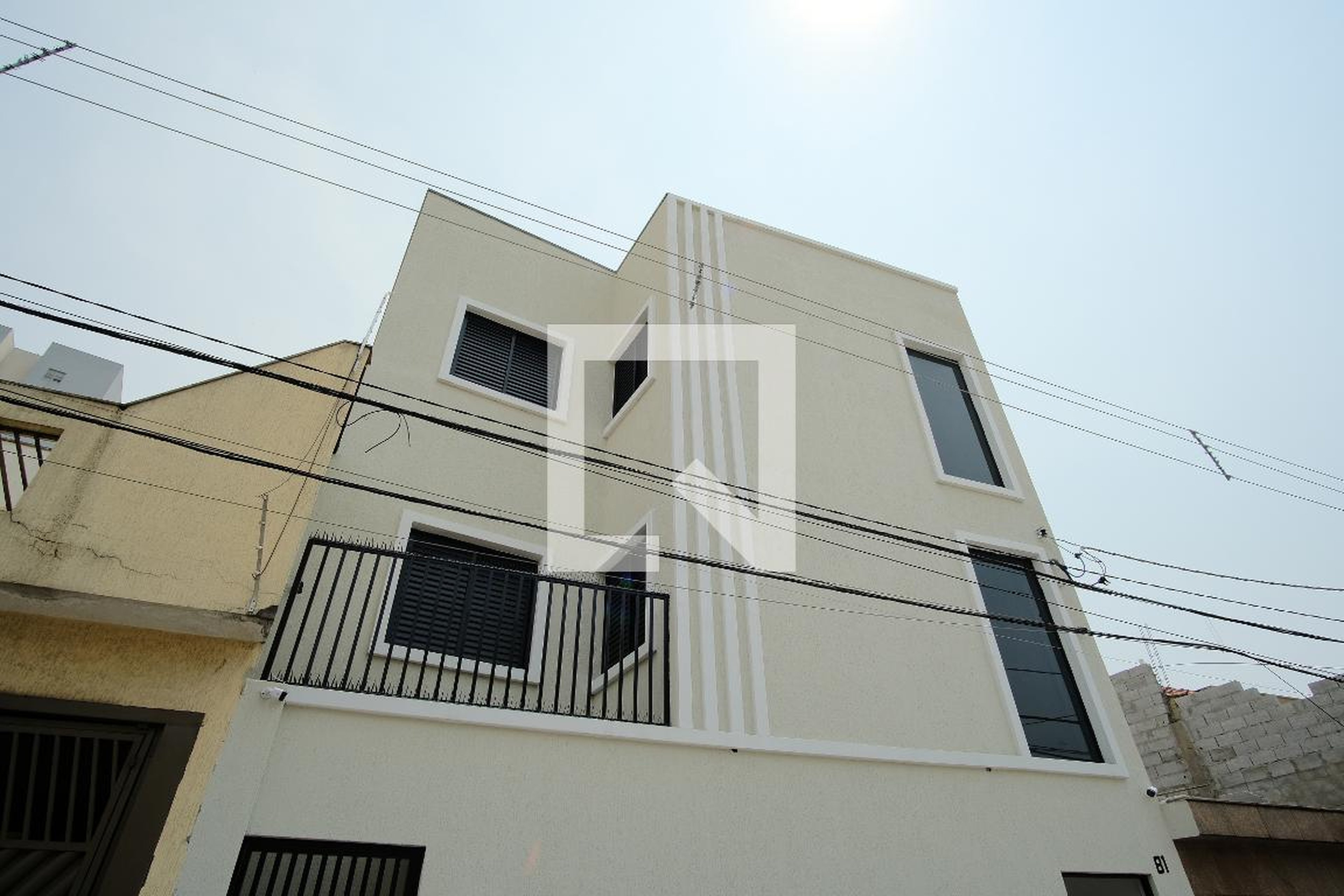 Fachada Condomínio em Rua José Elias Jordão, 79