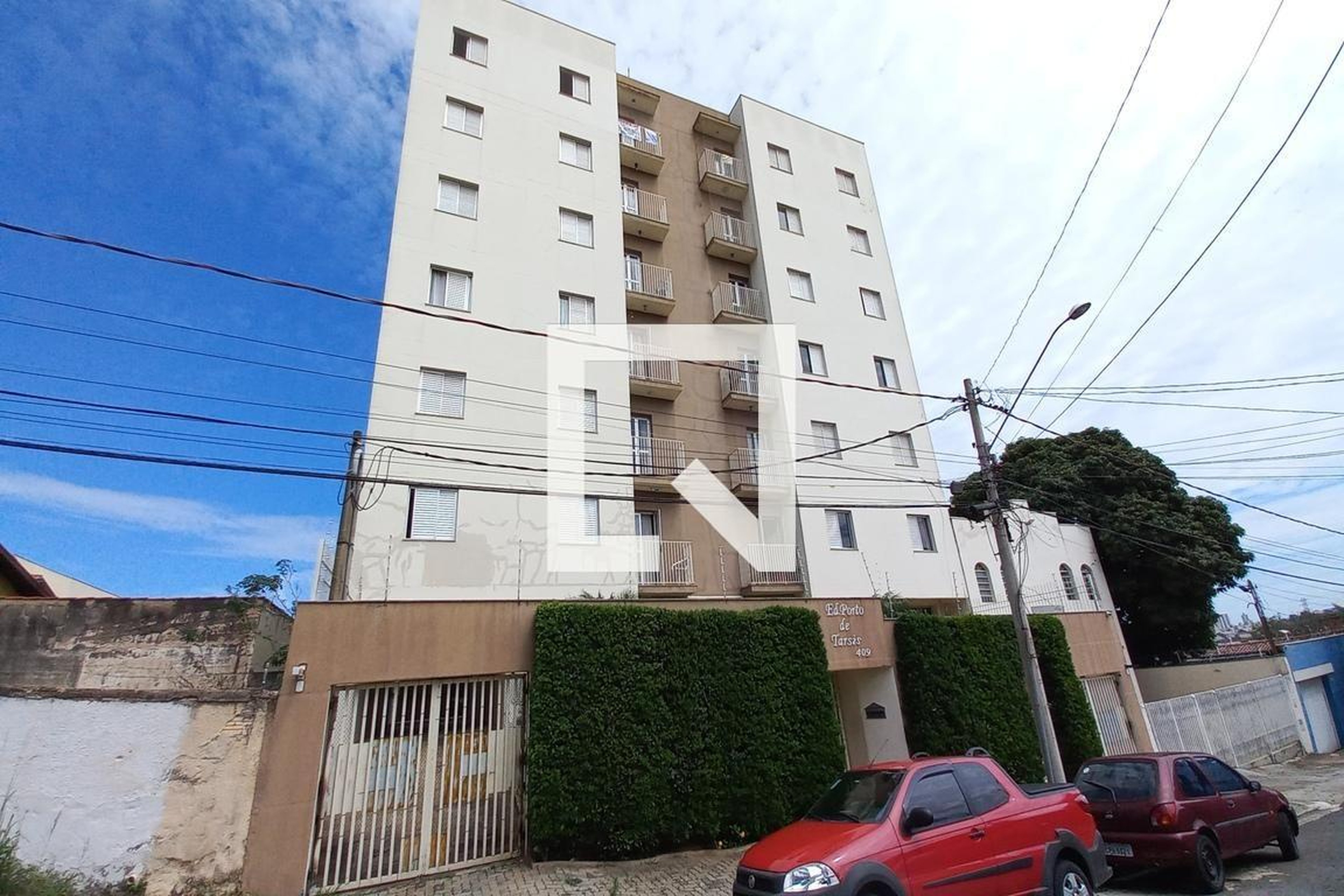 Fachada do Condomínio Condomínio Porto de Tarsis