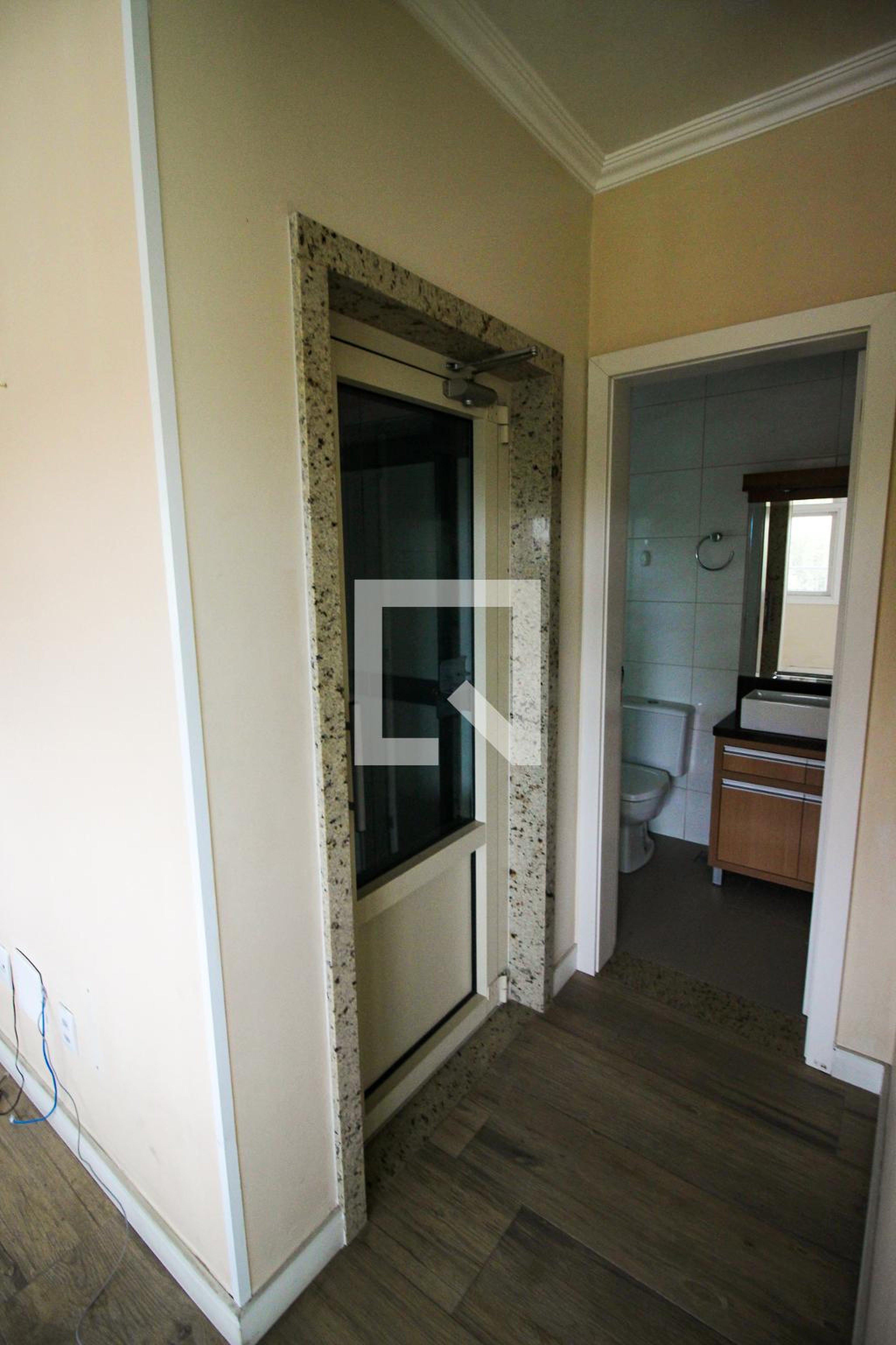 Elevador - Residencial Jardim Santa Flora