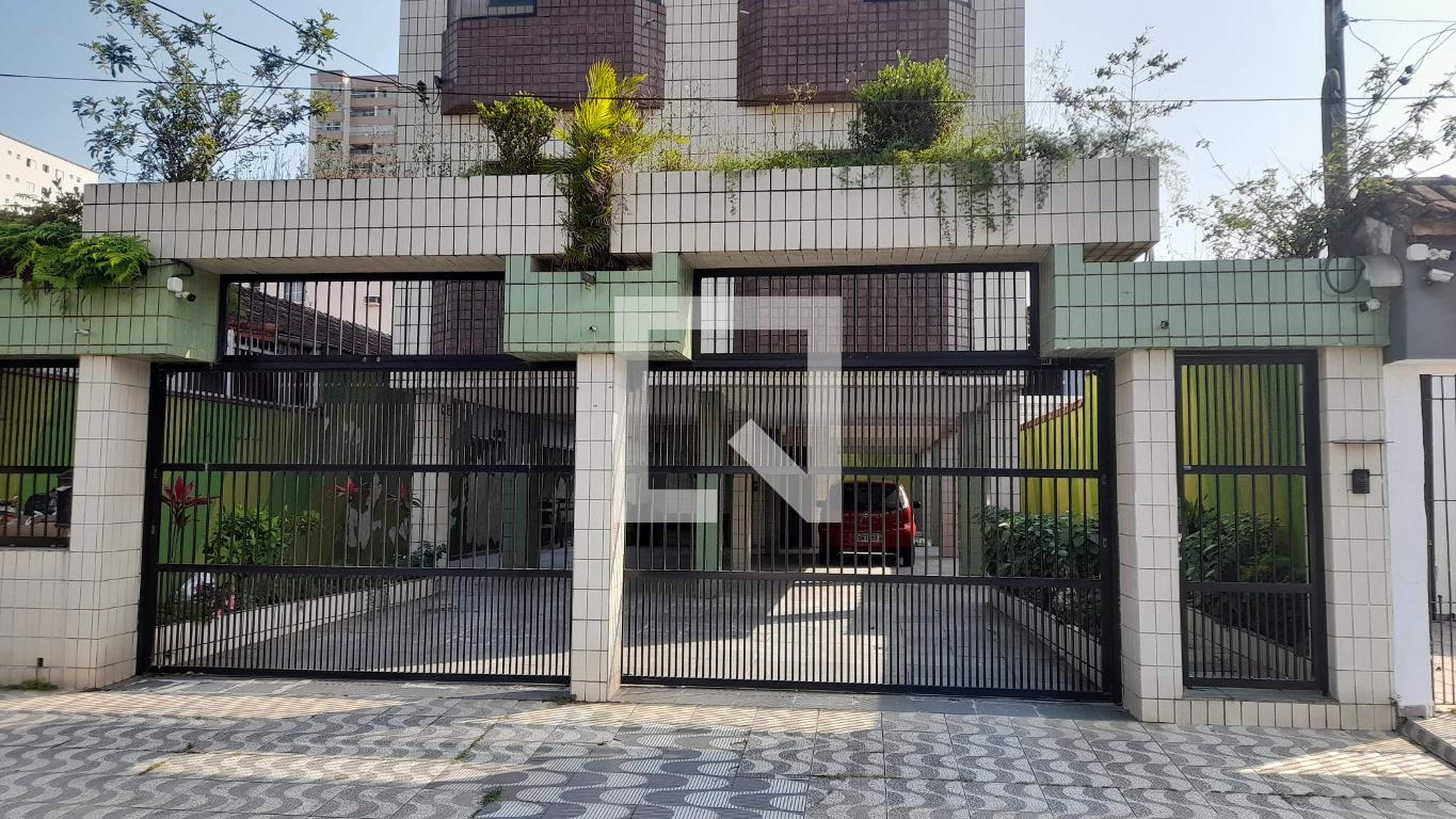 Fachada Condomínio em Rua Martins Fontes, 513