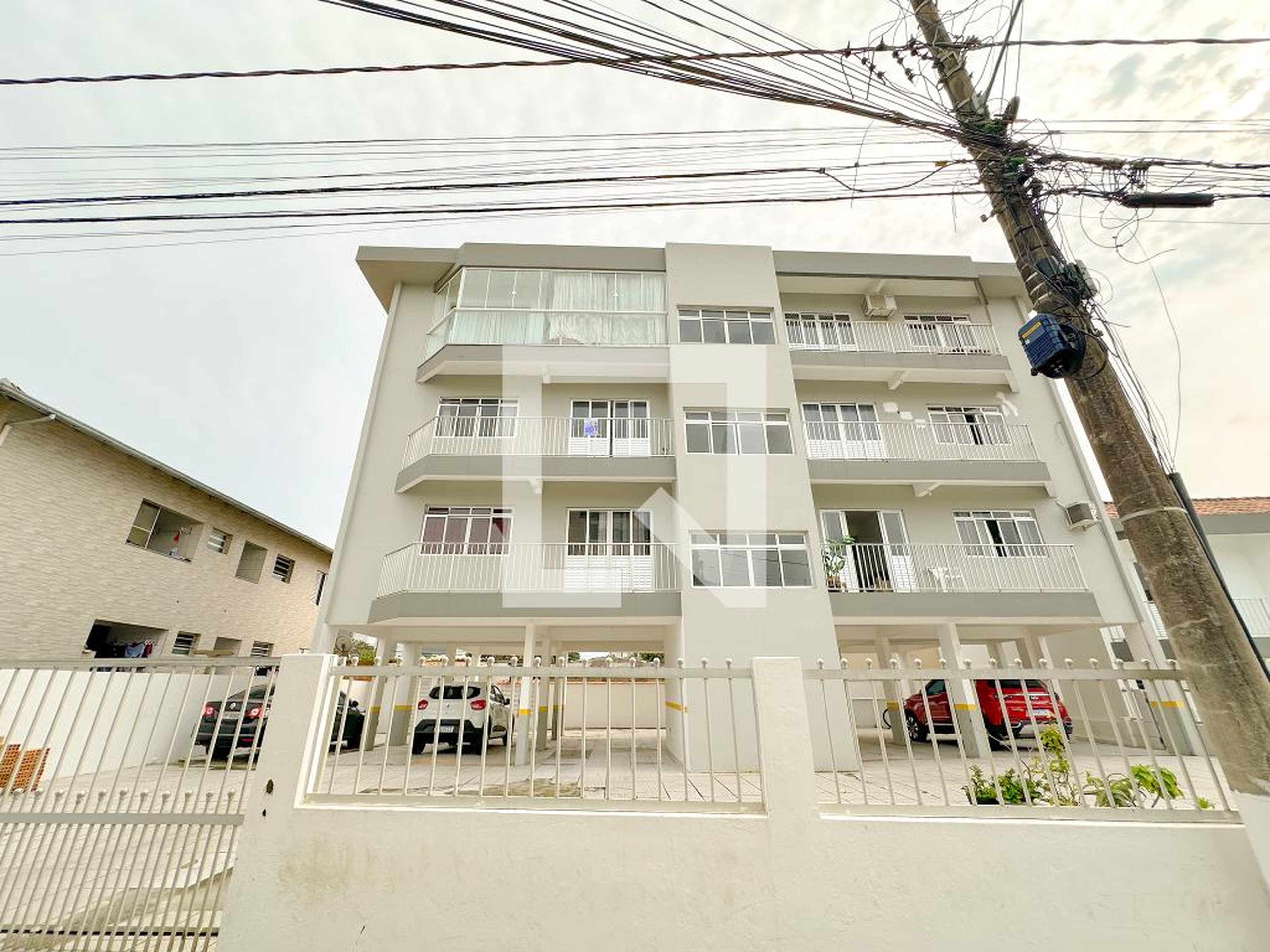 Fachada Condomínio em Servidão Leonel Domingos da Silva, 26