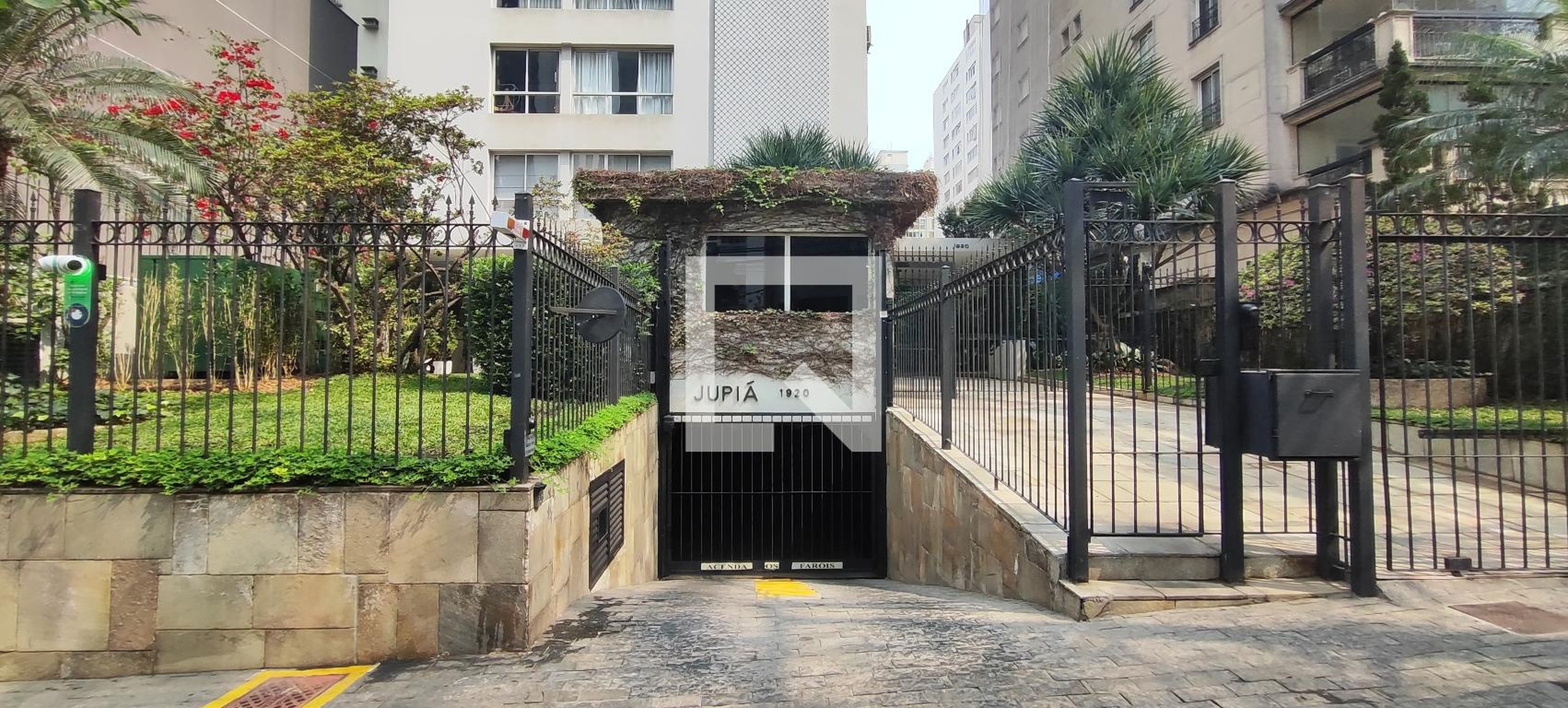 Fachada Condomínio Jupia