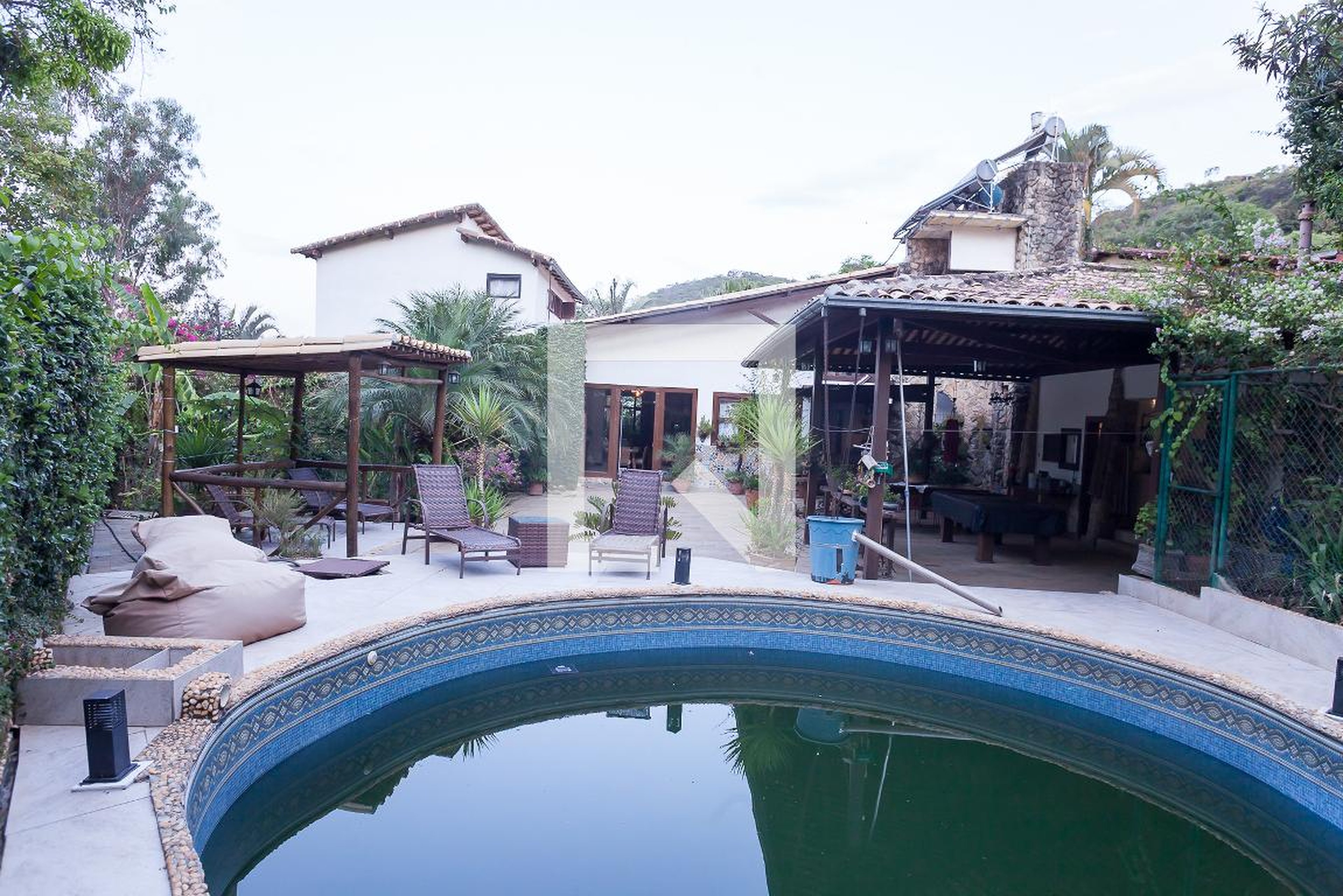 Piscina Condomínio em Alameda dos Tangarás, 267