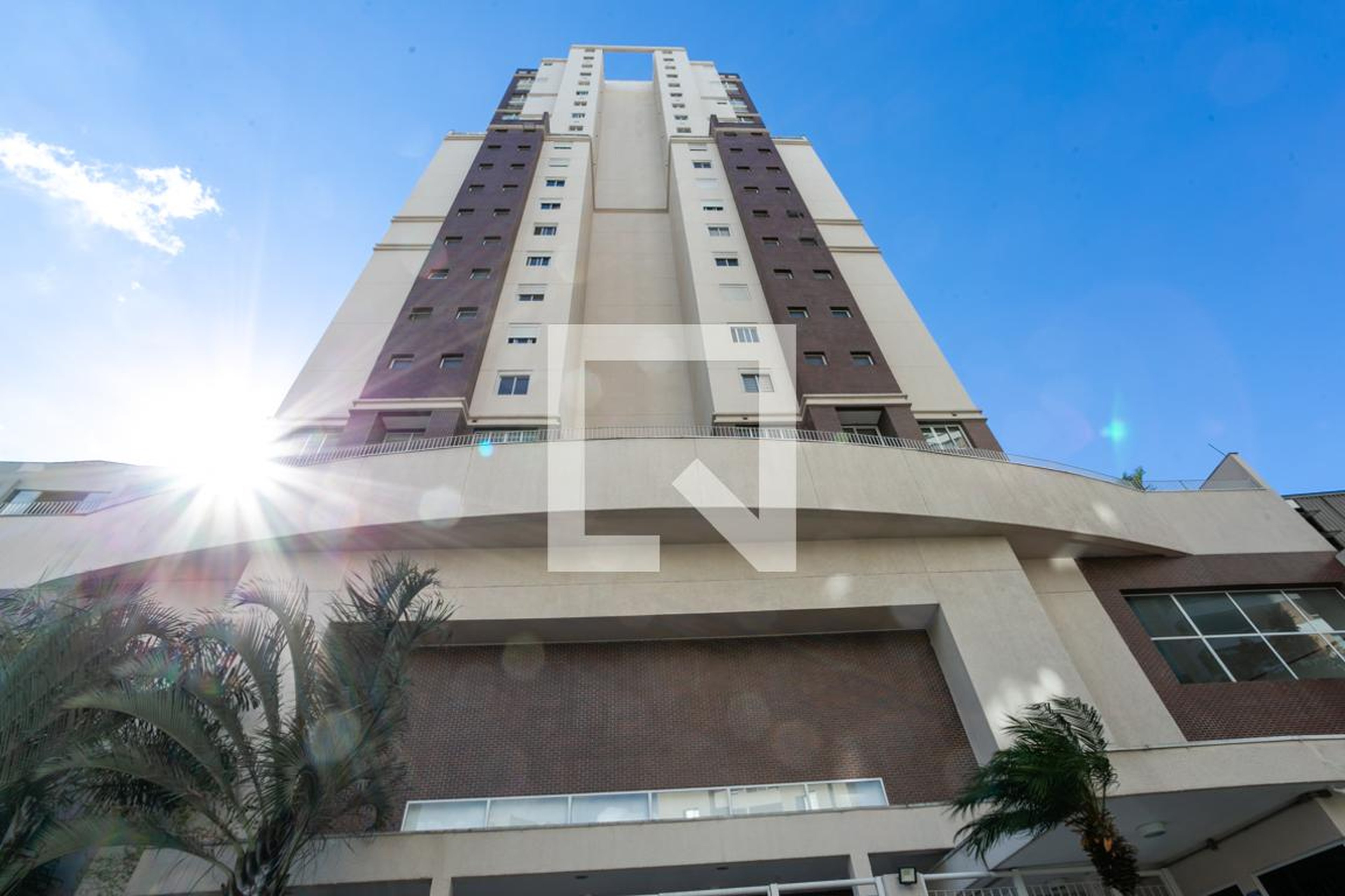 Fachada do prédio Condomínio Spot Santana