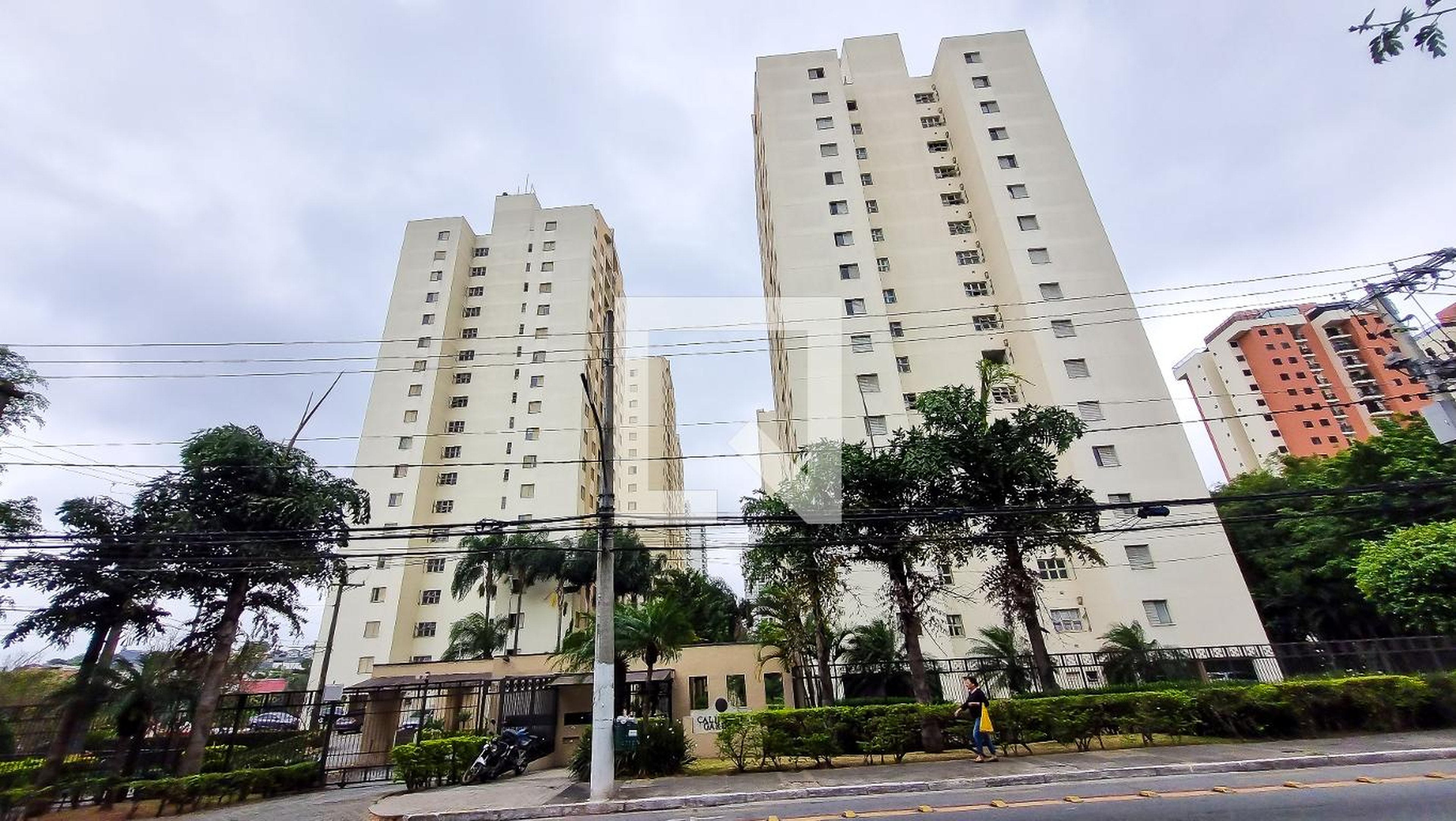 Fachada do Prédio Condomínio Califórnia  garden