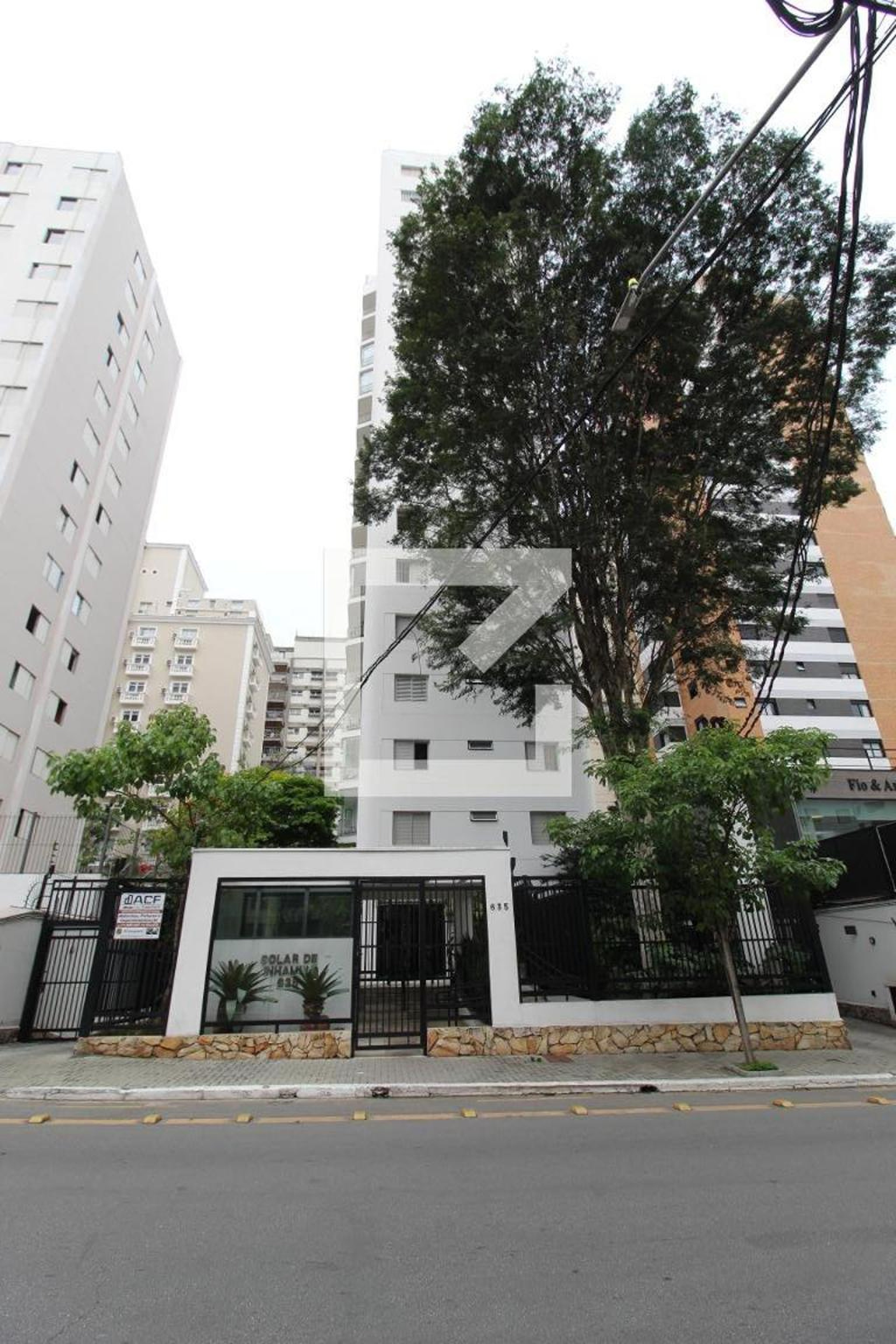 Fachada do Prédio Condomínio Solar de Inhambu