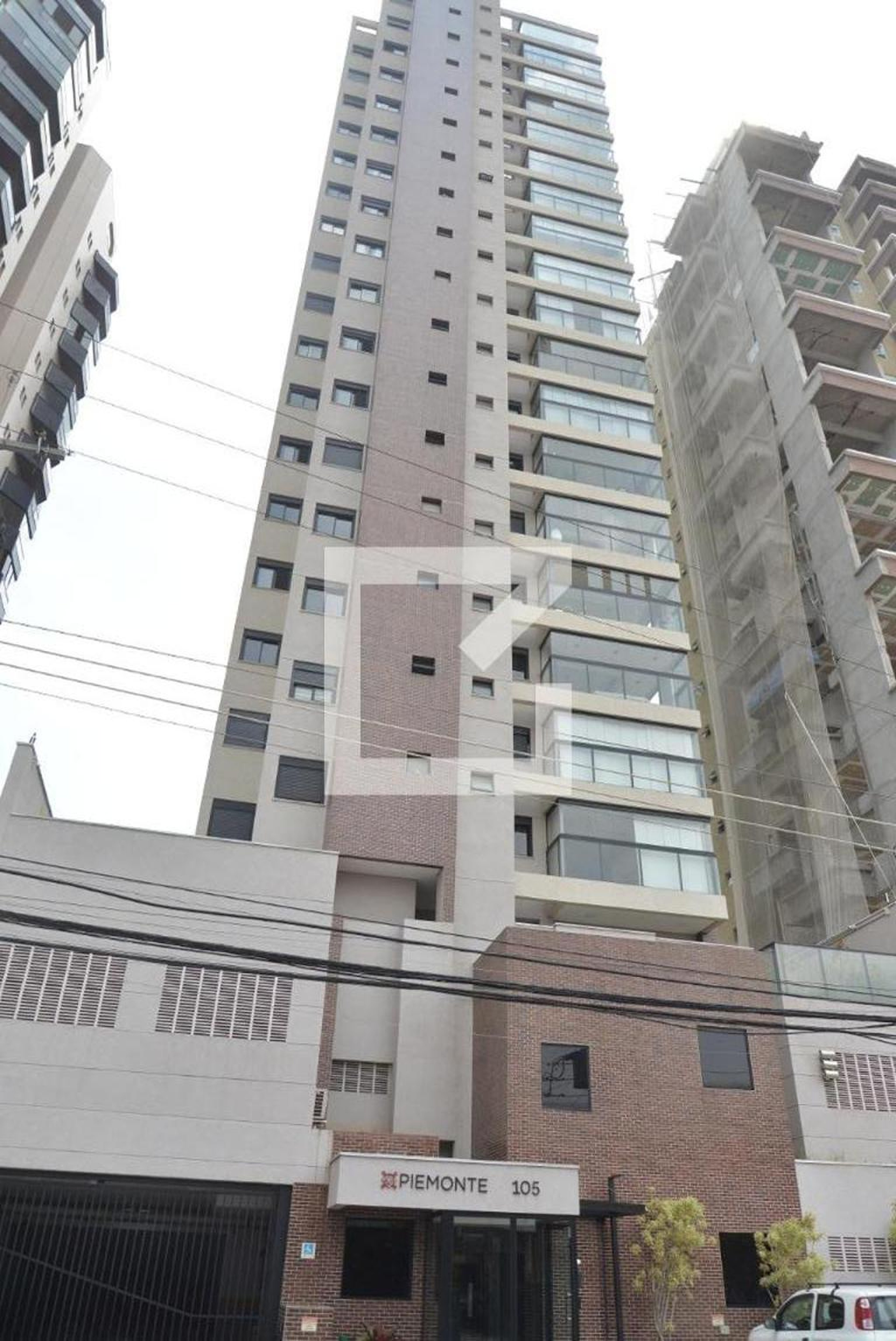 Fachada do Prédio Condomínio em Alameda Francisco Alves, 102