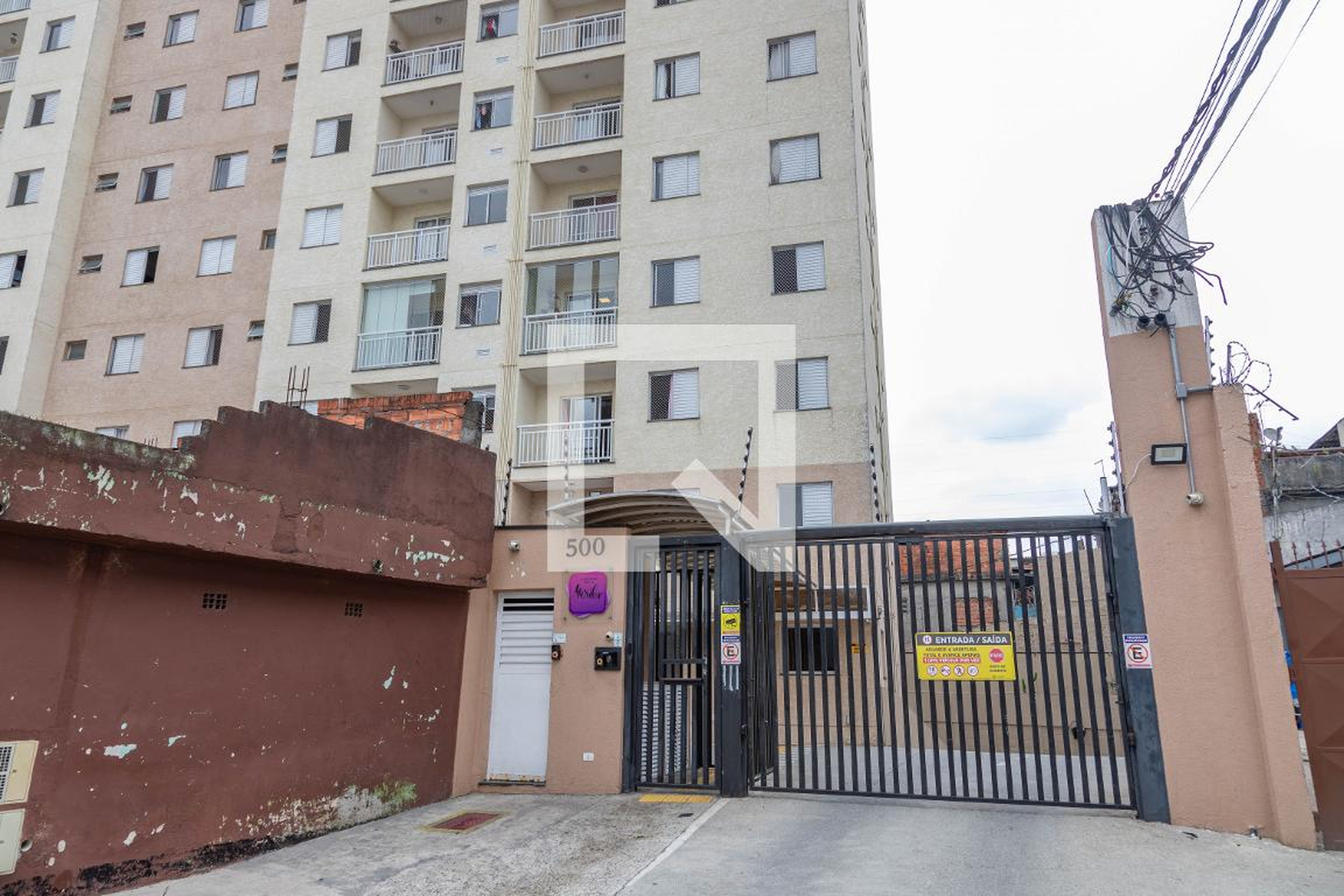 Fachada do condomínio Edifício Marilene